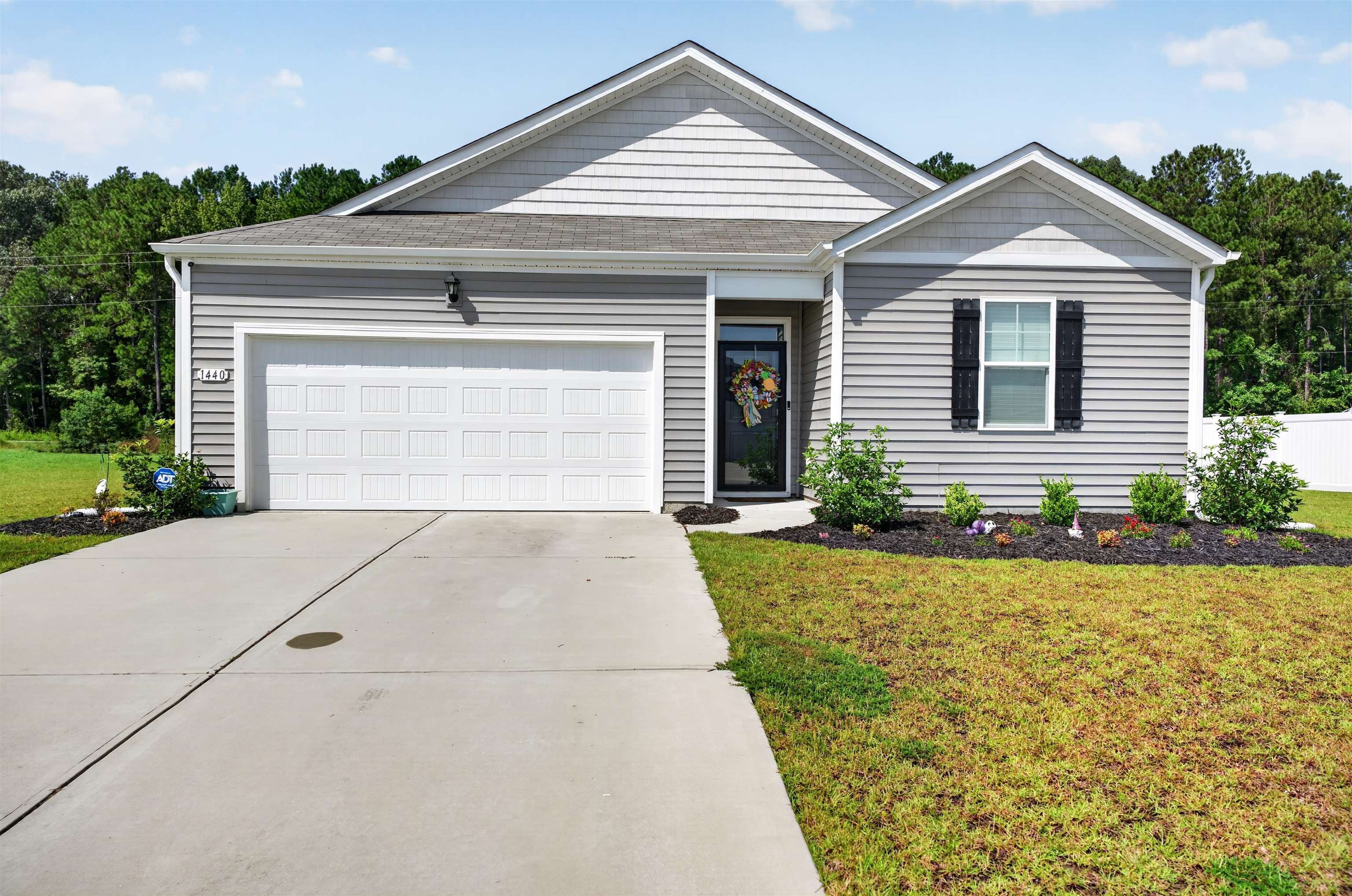 1440 Greenock Ln. — photo