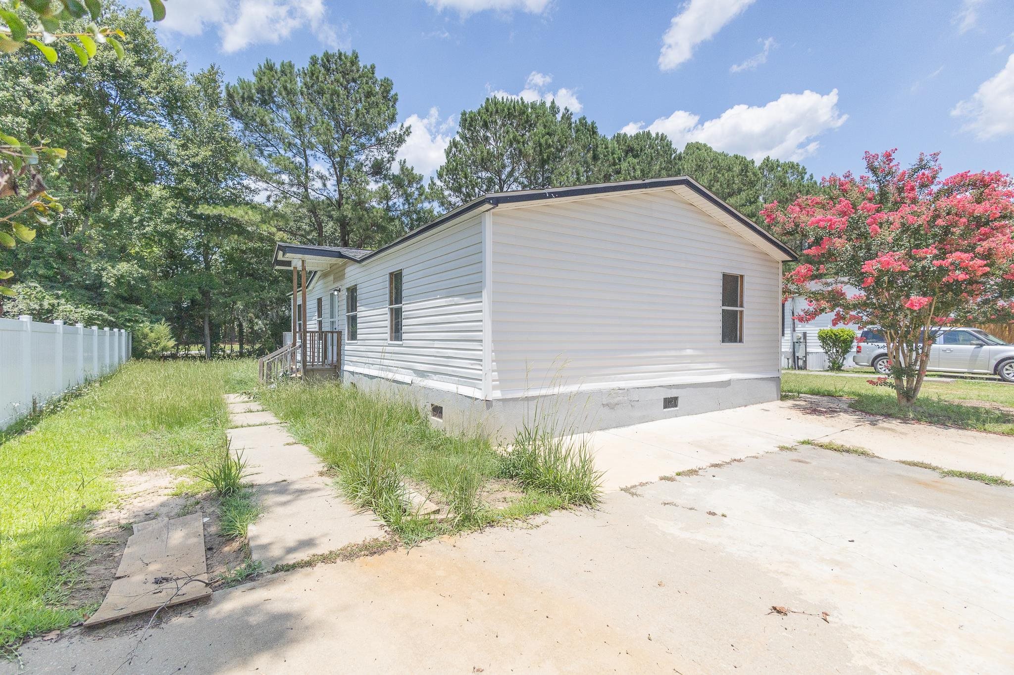 3785 Mayfield Dr. — photo
