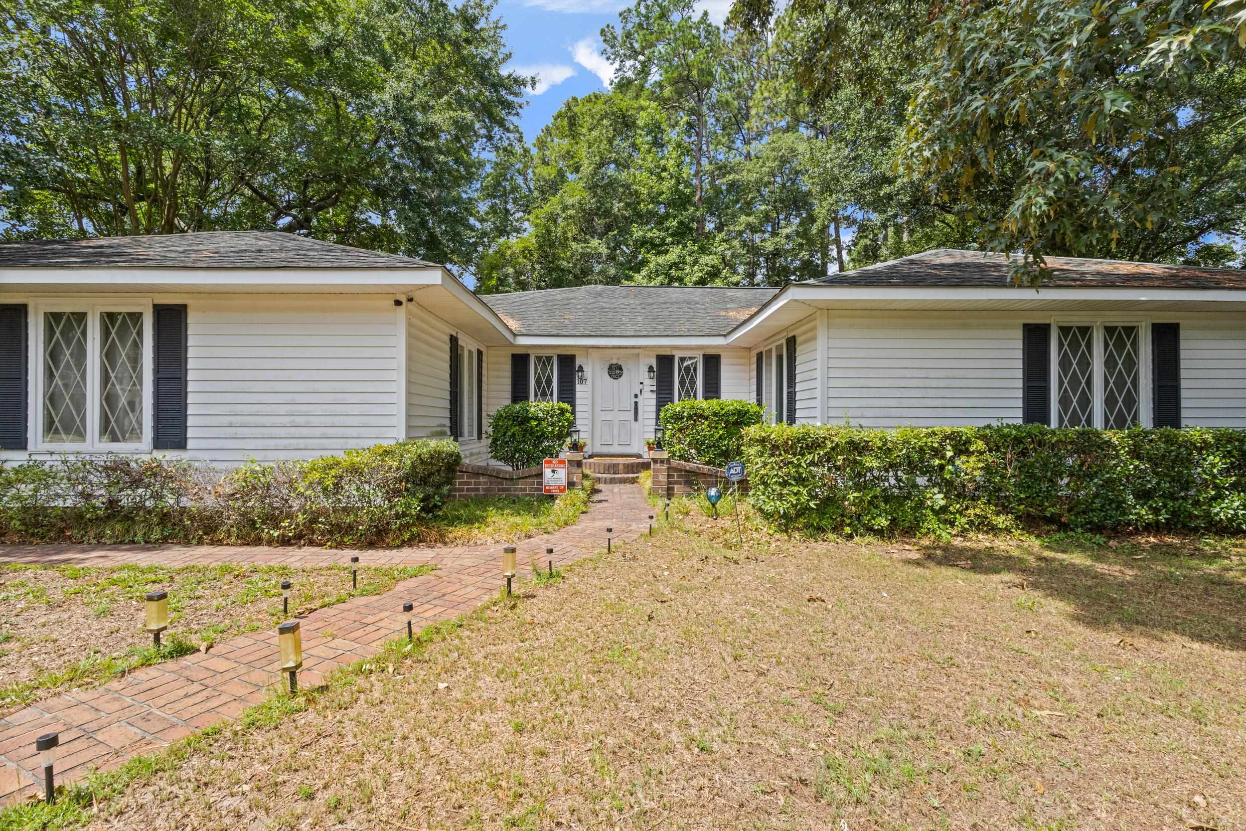 107 Limestone Ln. — photo