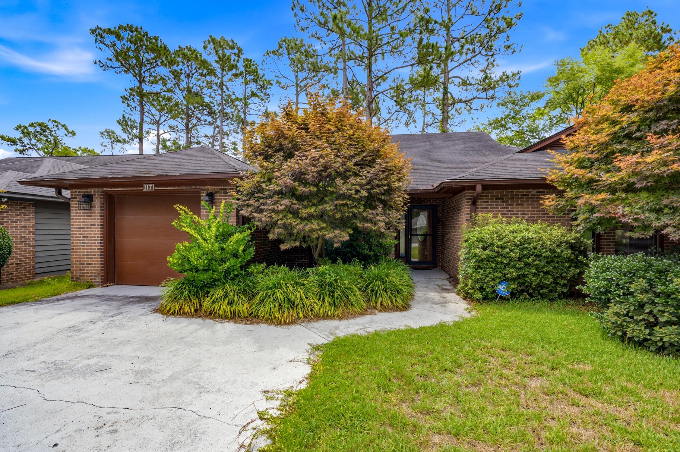 117 Mayberry Ln. — photo