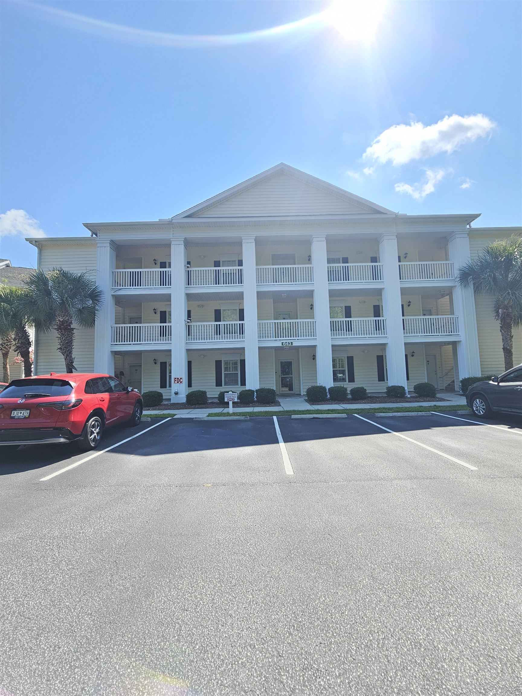 643 Woodmore Dr. Unit 101 — photo