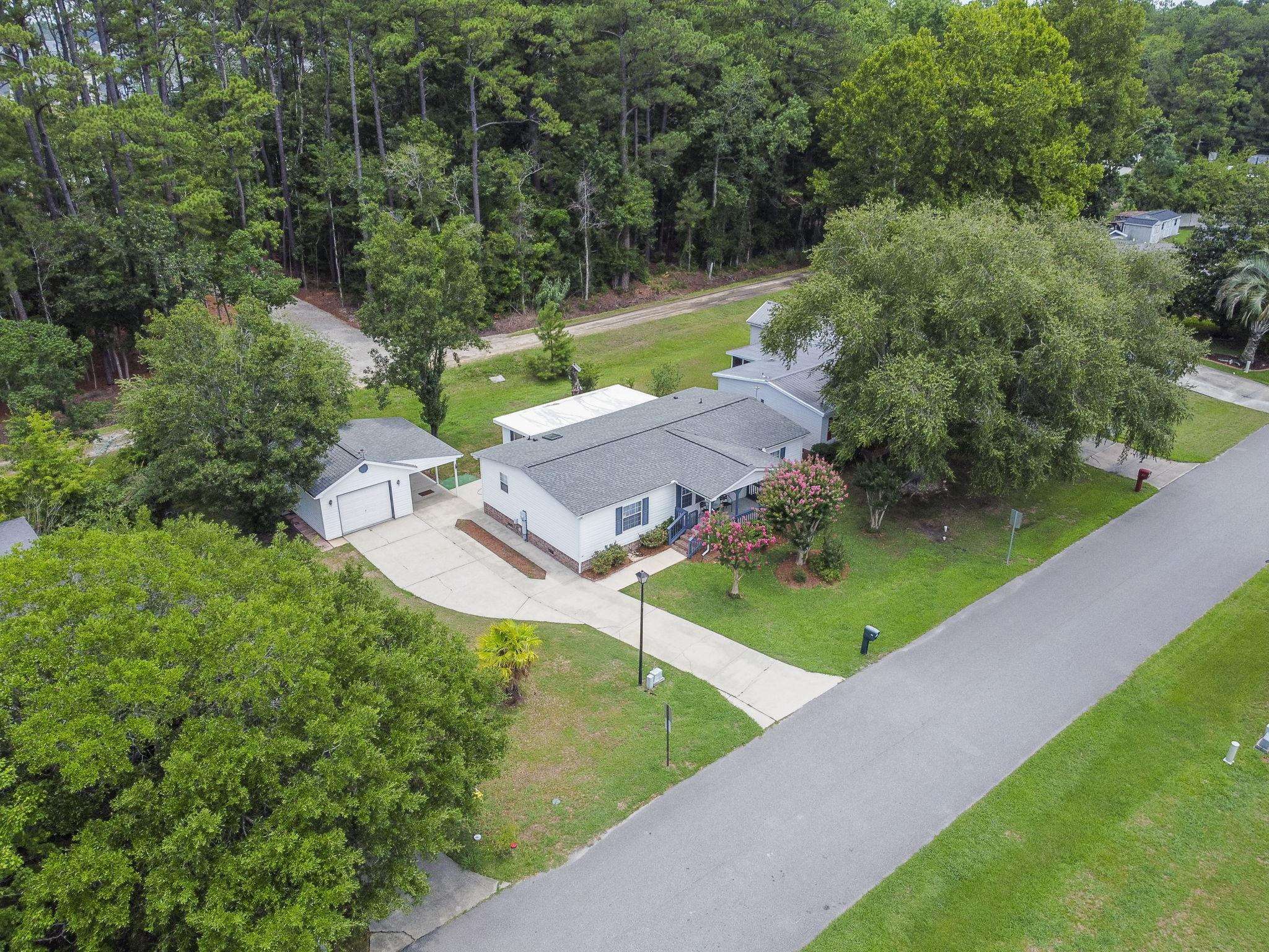 212 Captains Dr. — photo