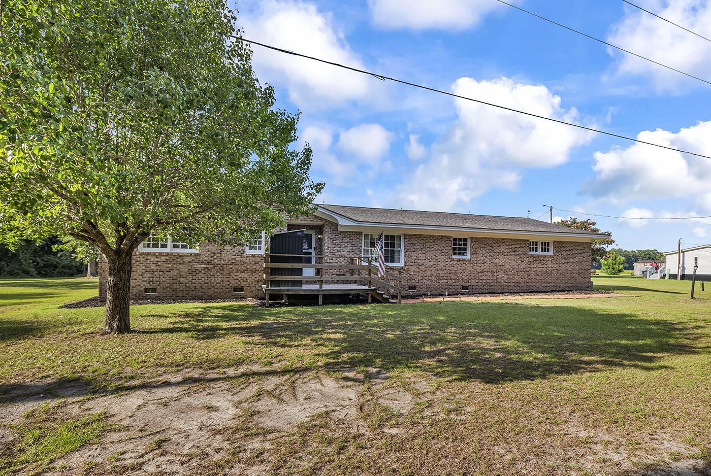 2153 Grainger Rd. — photo