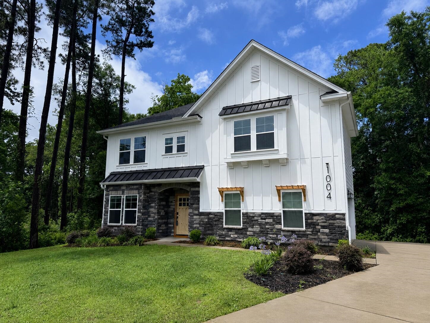 1004 Maccoa Dr. — photo