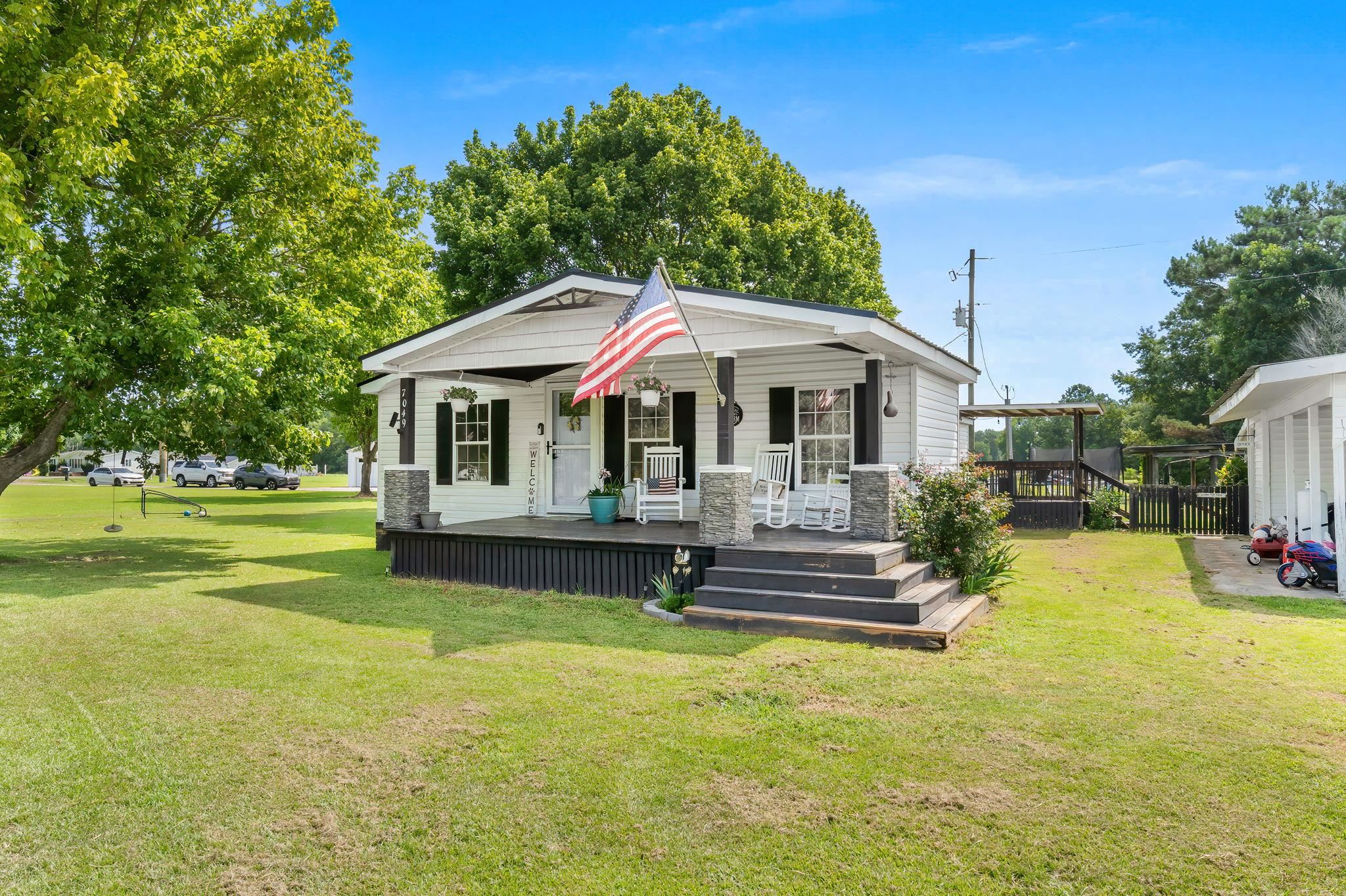 7049 Firehouse Rd. — photo