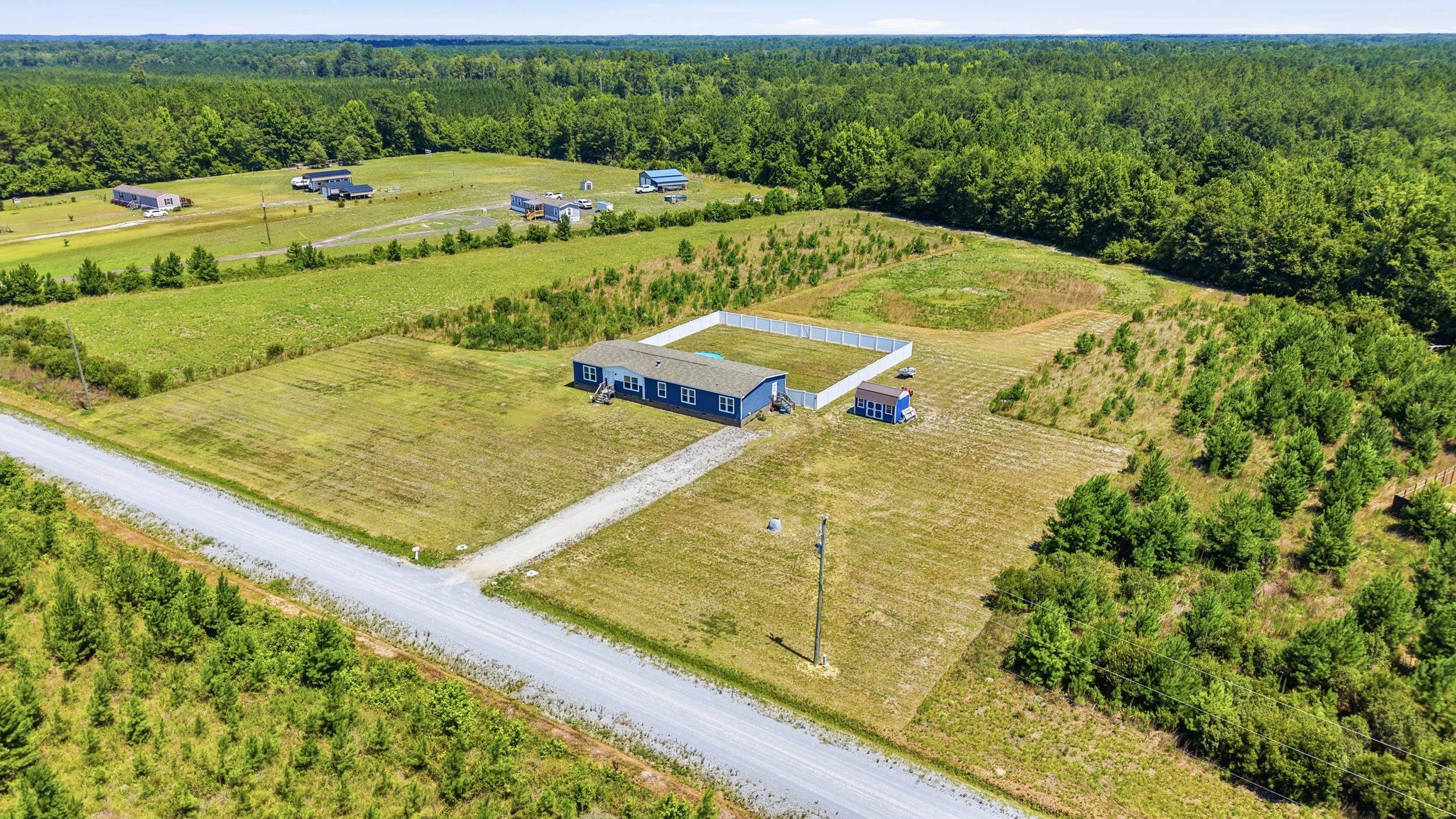 10072 Hardwick Rd. — photo