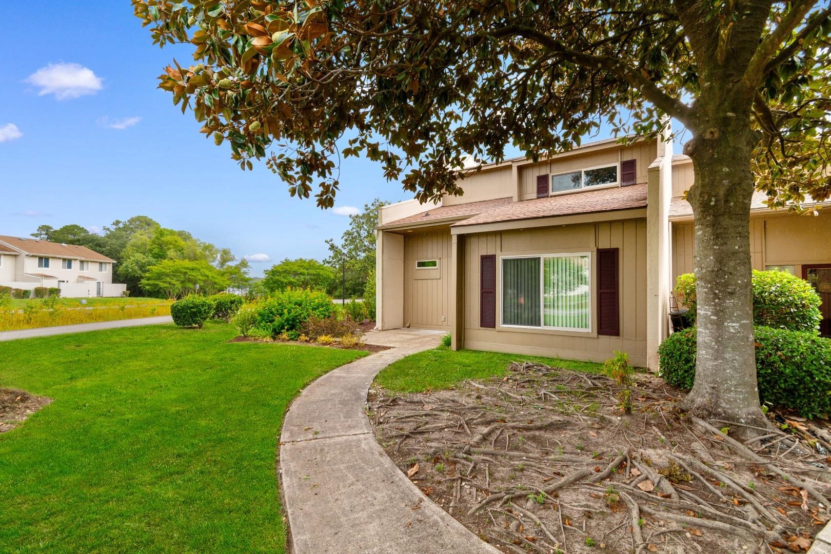 800 Egret Circle 52 — photo