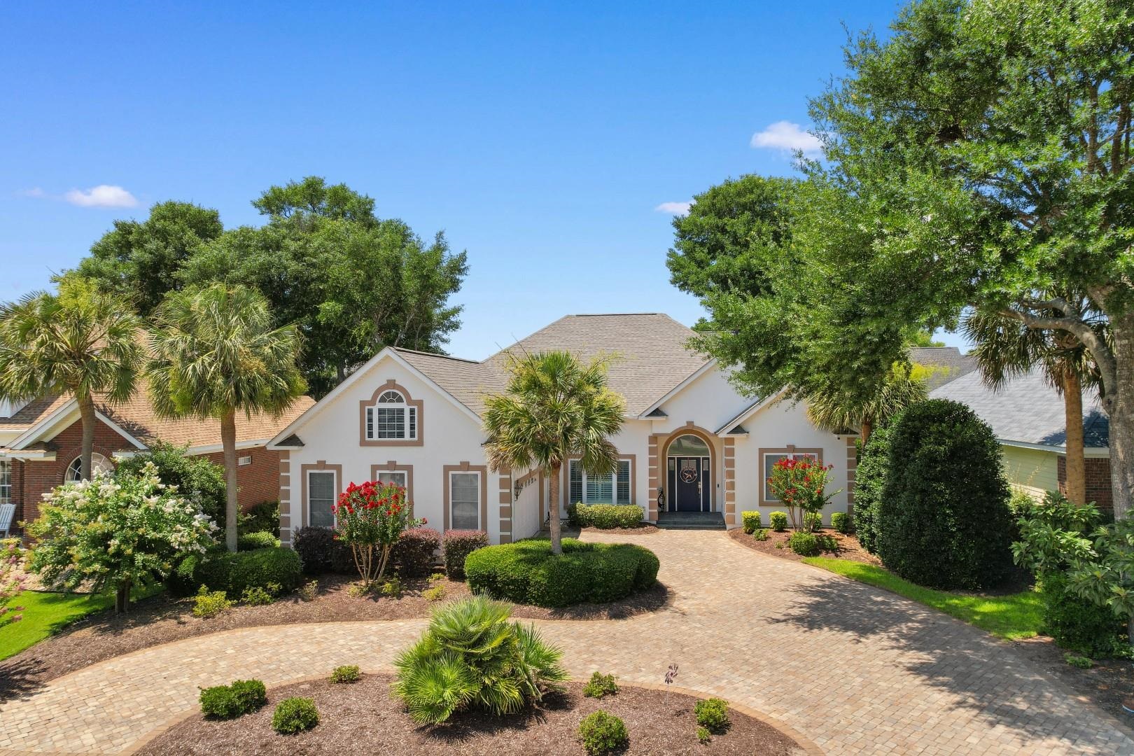 711 East Coast Ln. — photo