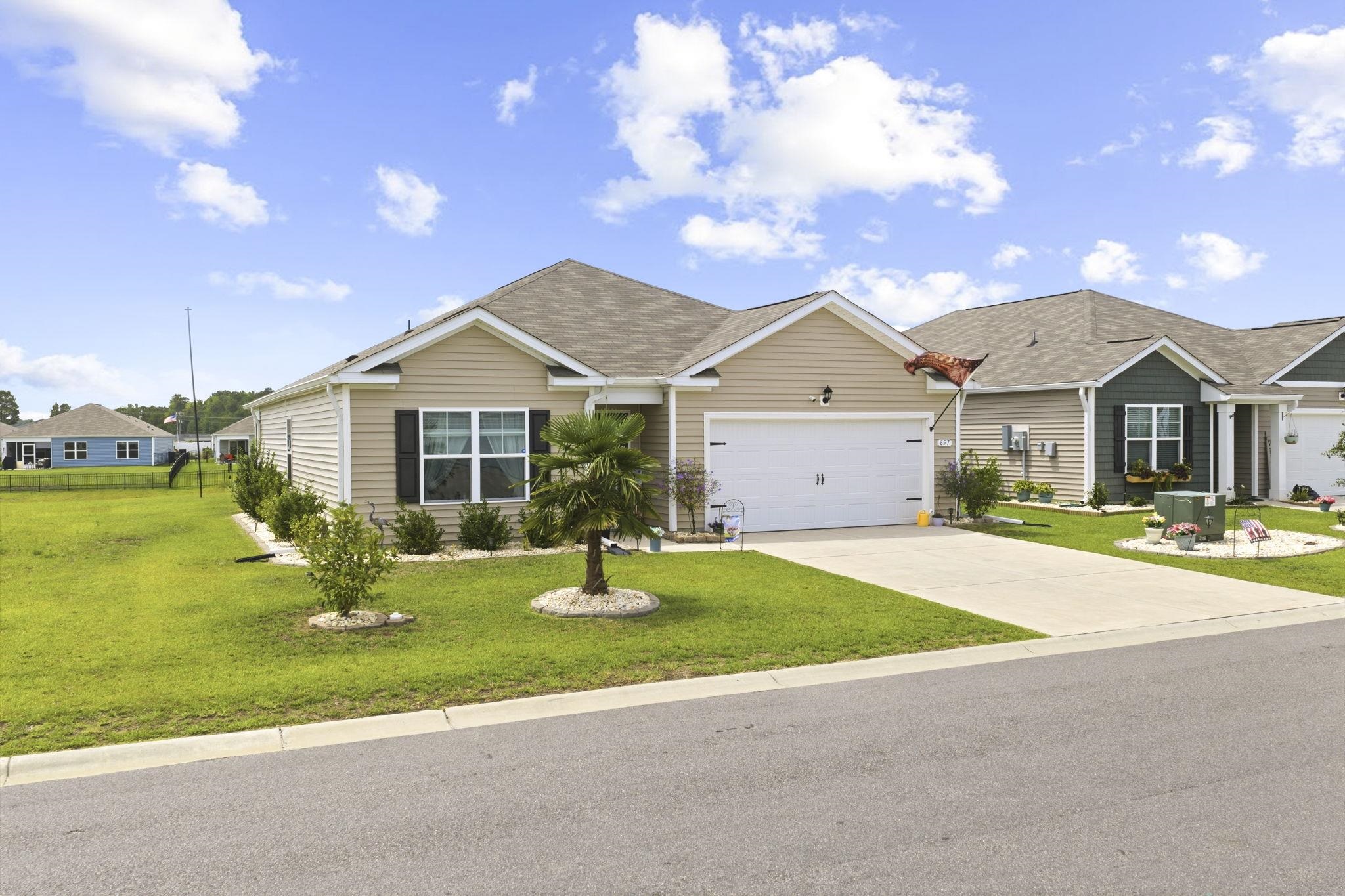 657 Woodland Farms Circle — photo