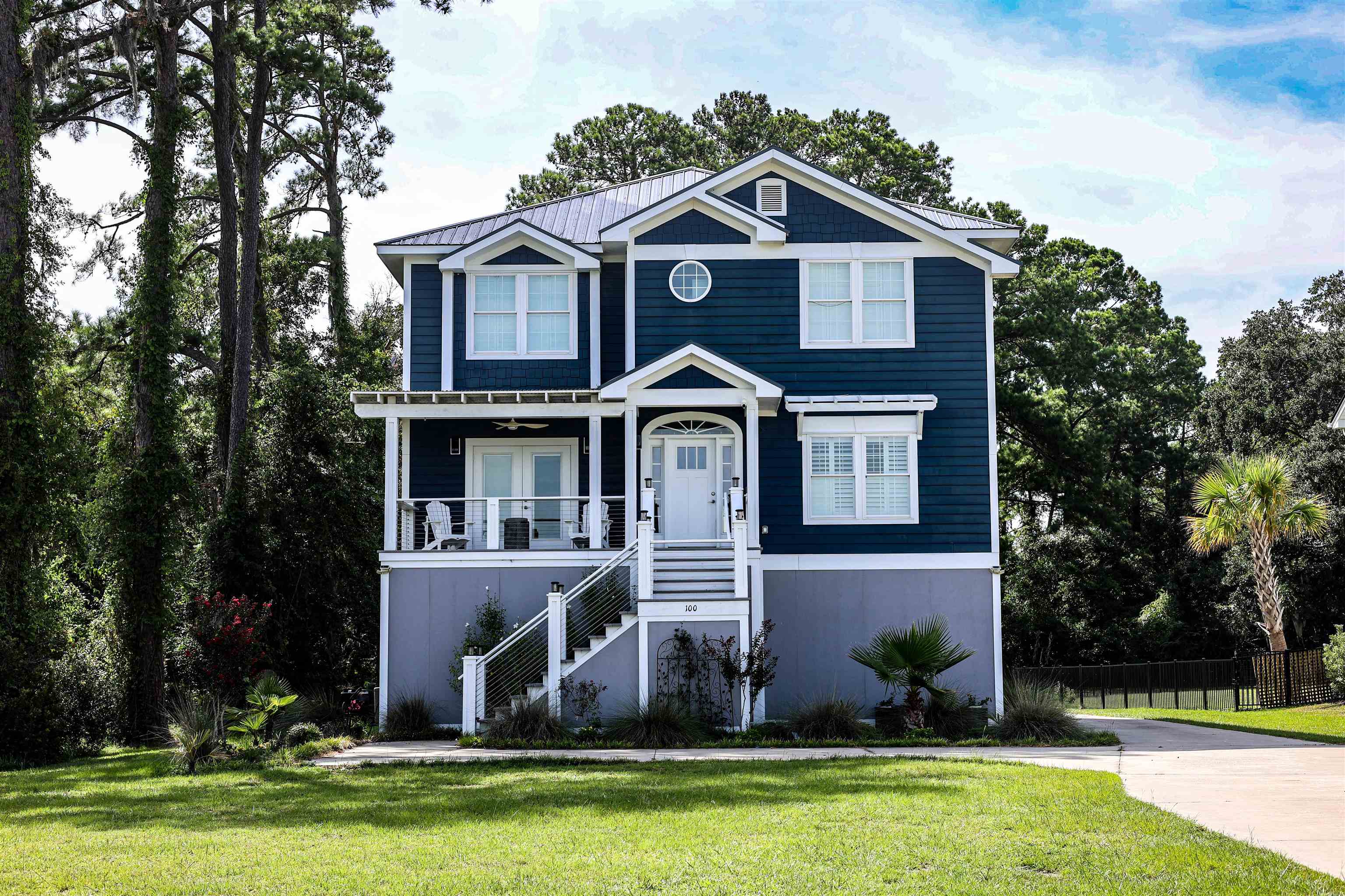 100 Oak Bay Dr. — photo