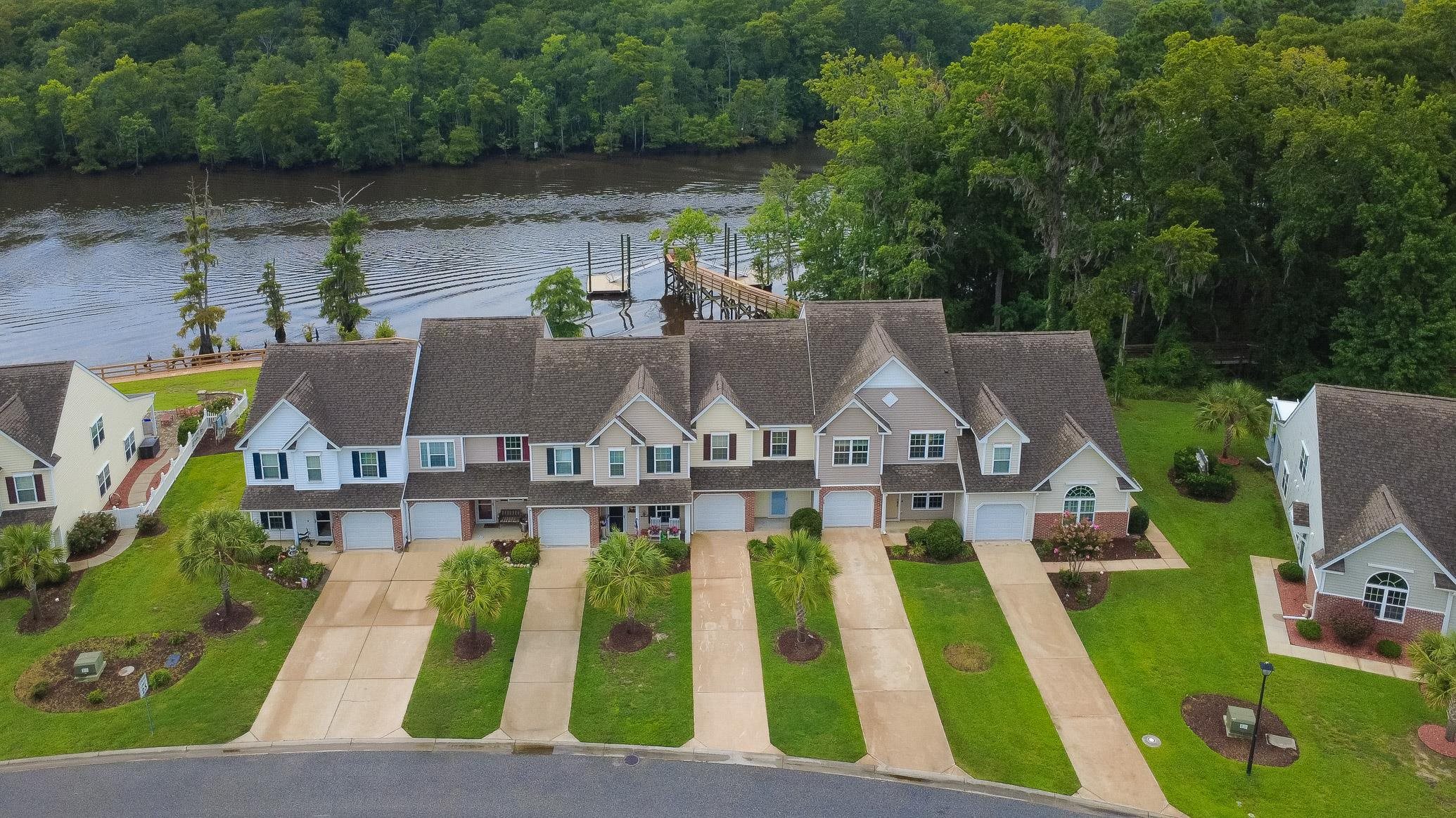 723 Riverward Dr. — photo