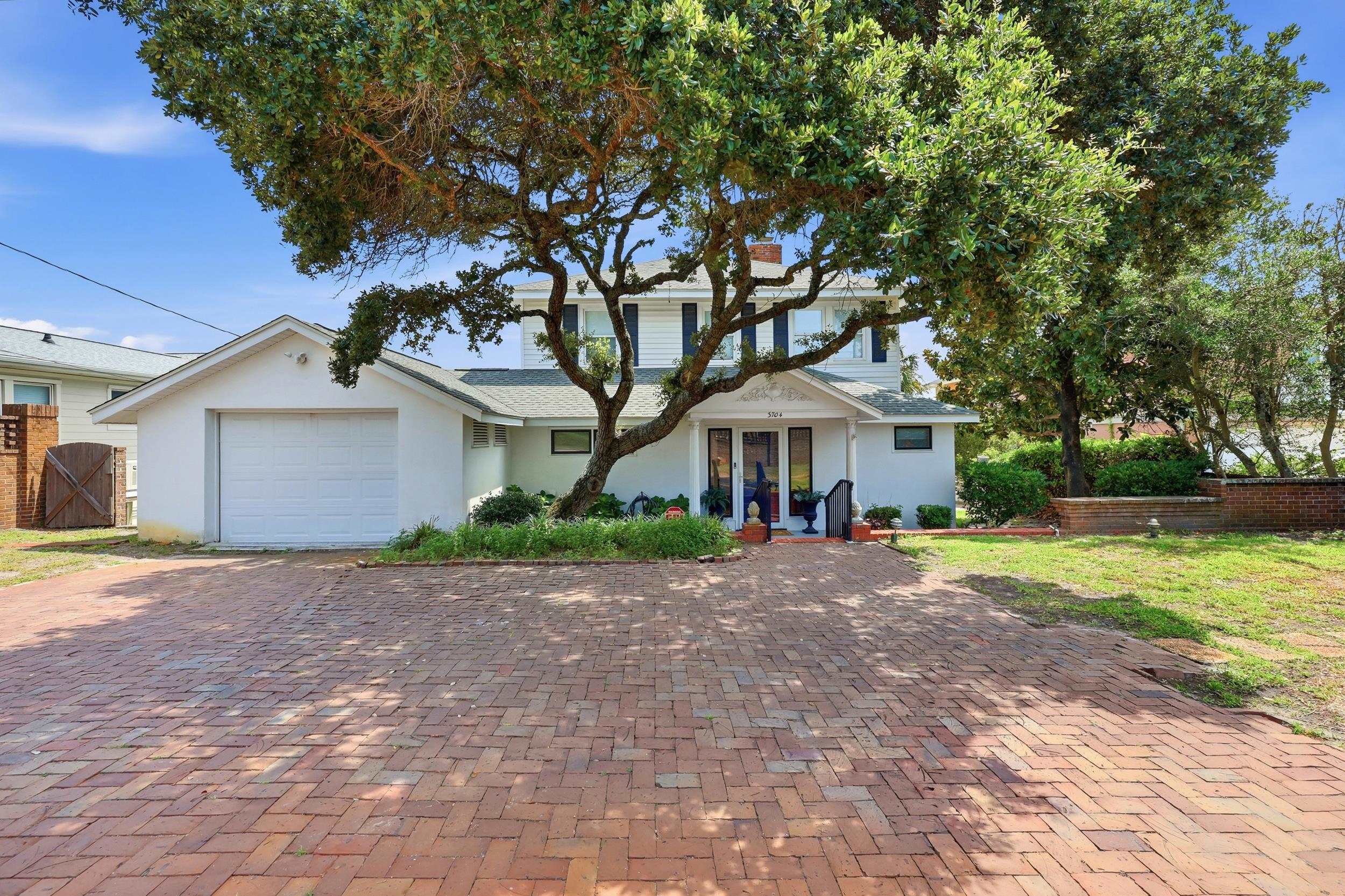 3704 N Ocean Blvd. — photo