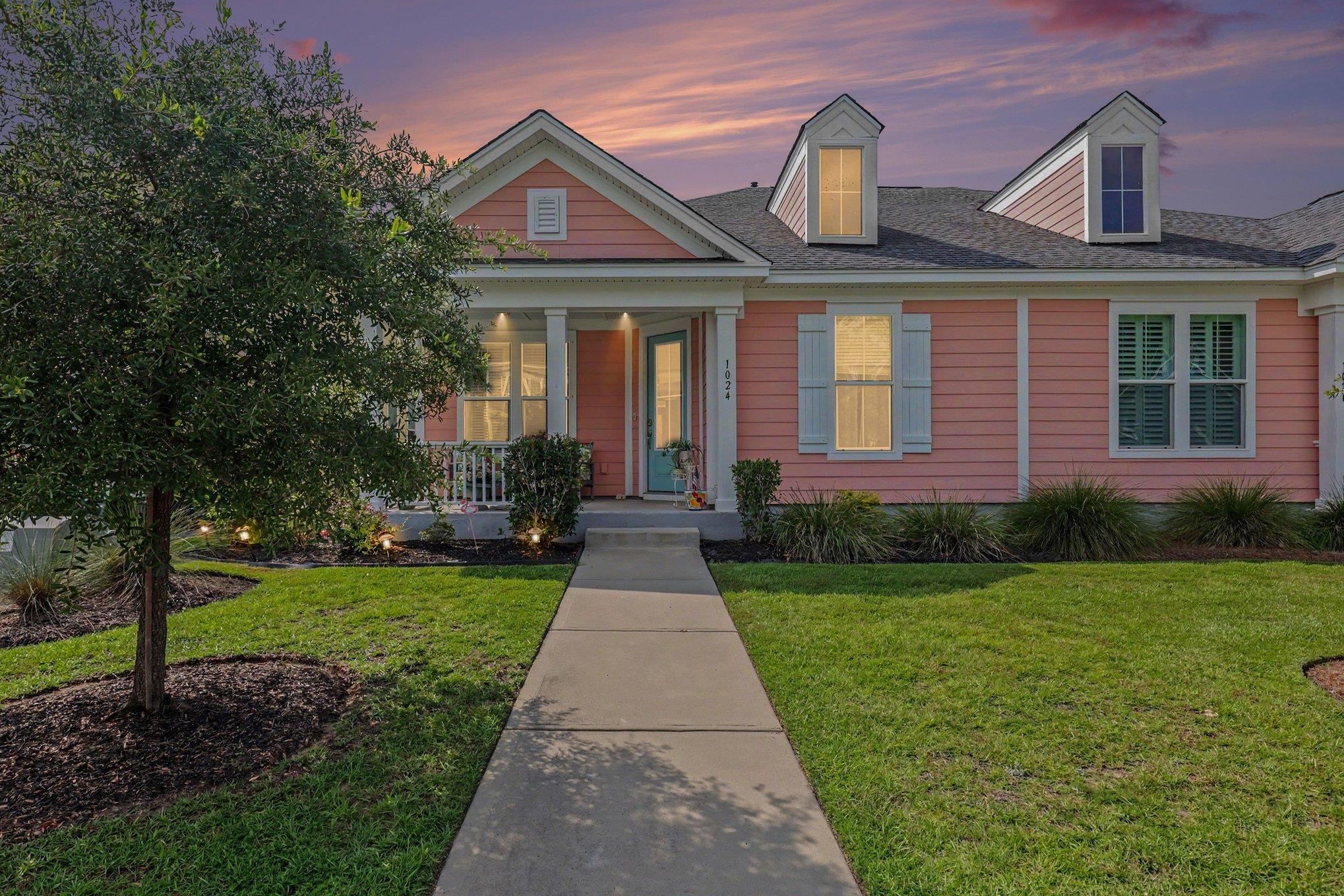 1024 Longwood Bluffs Circle — photo
