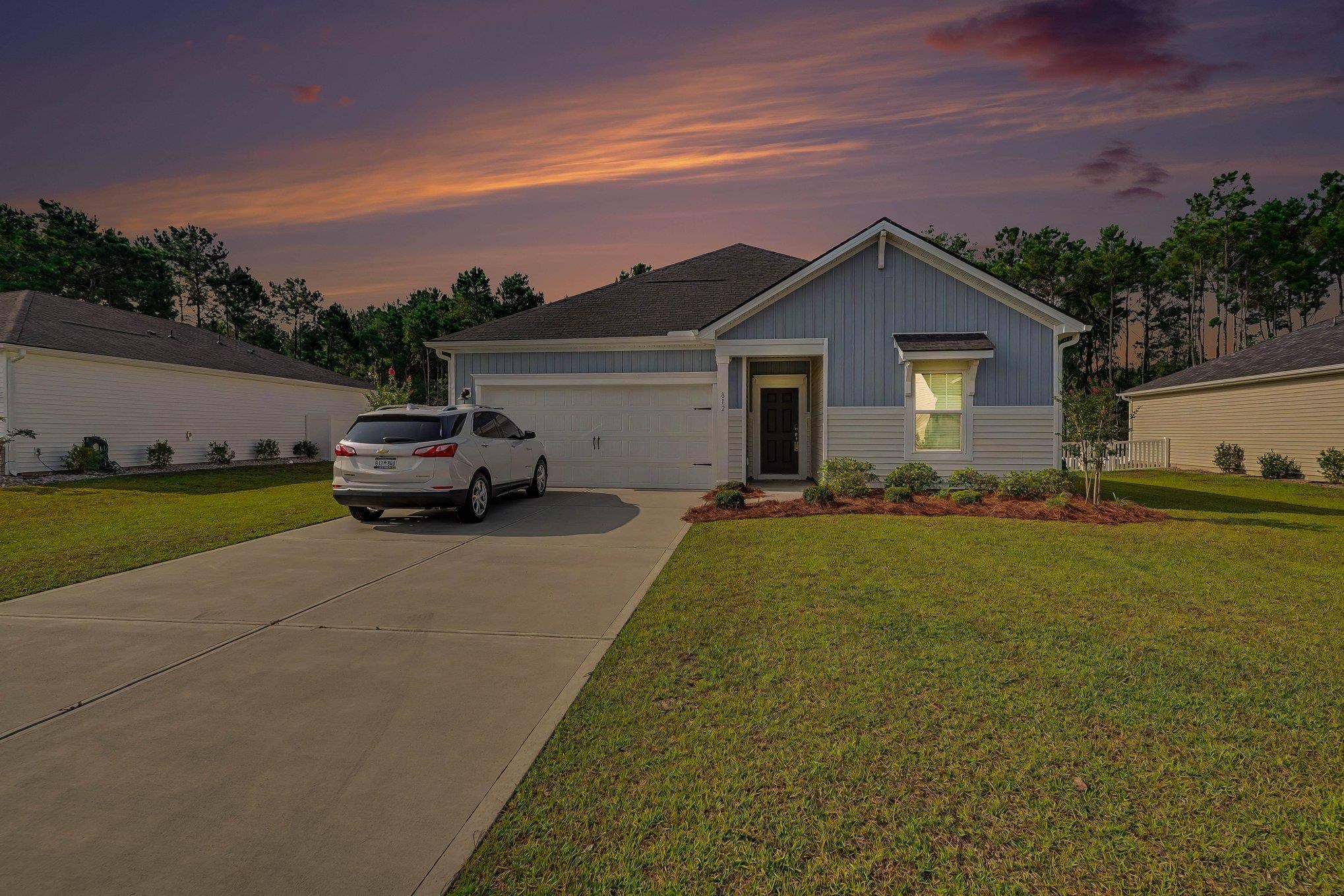 812 Sandy Side Dr. — photo
