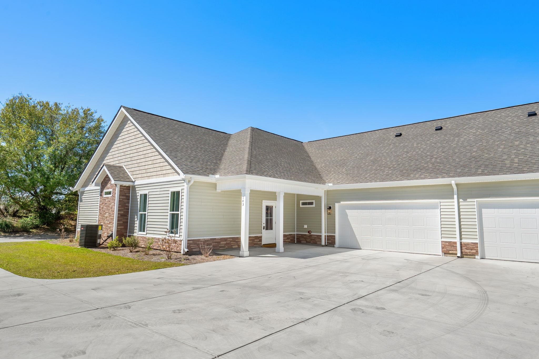 155 Stonewall Circle 8-02 — photo