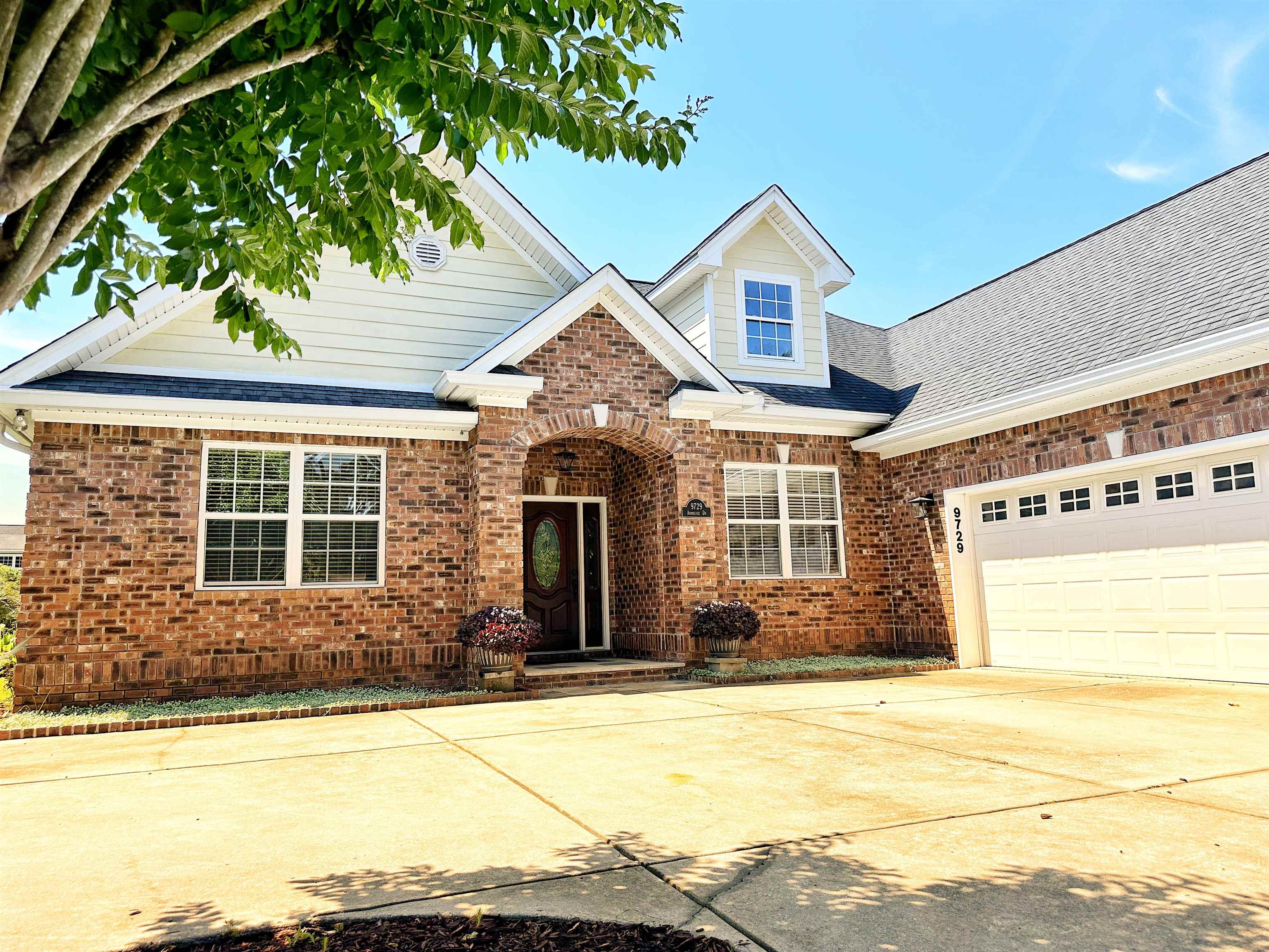9729 Armelise Dr. — photo