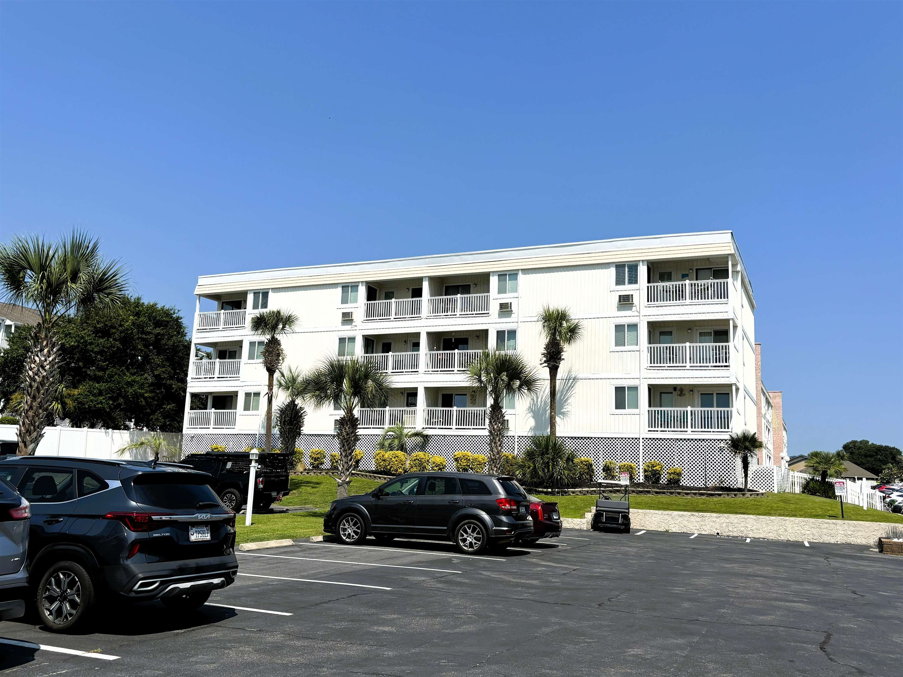 191 Maison Dr. B-115 — photo