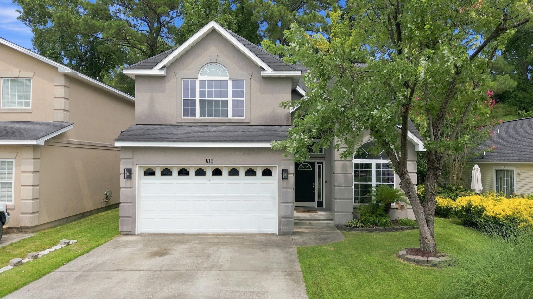 810 Brenda Pl. — photo