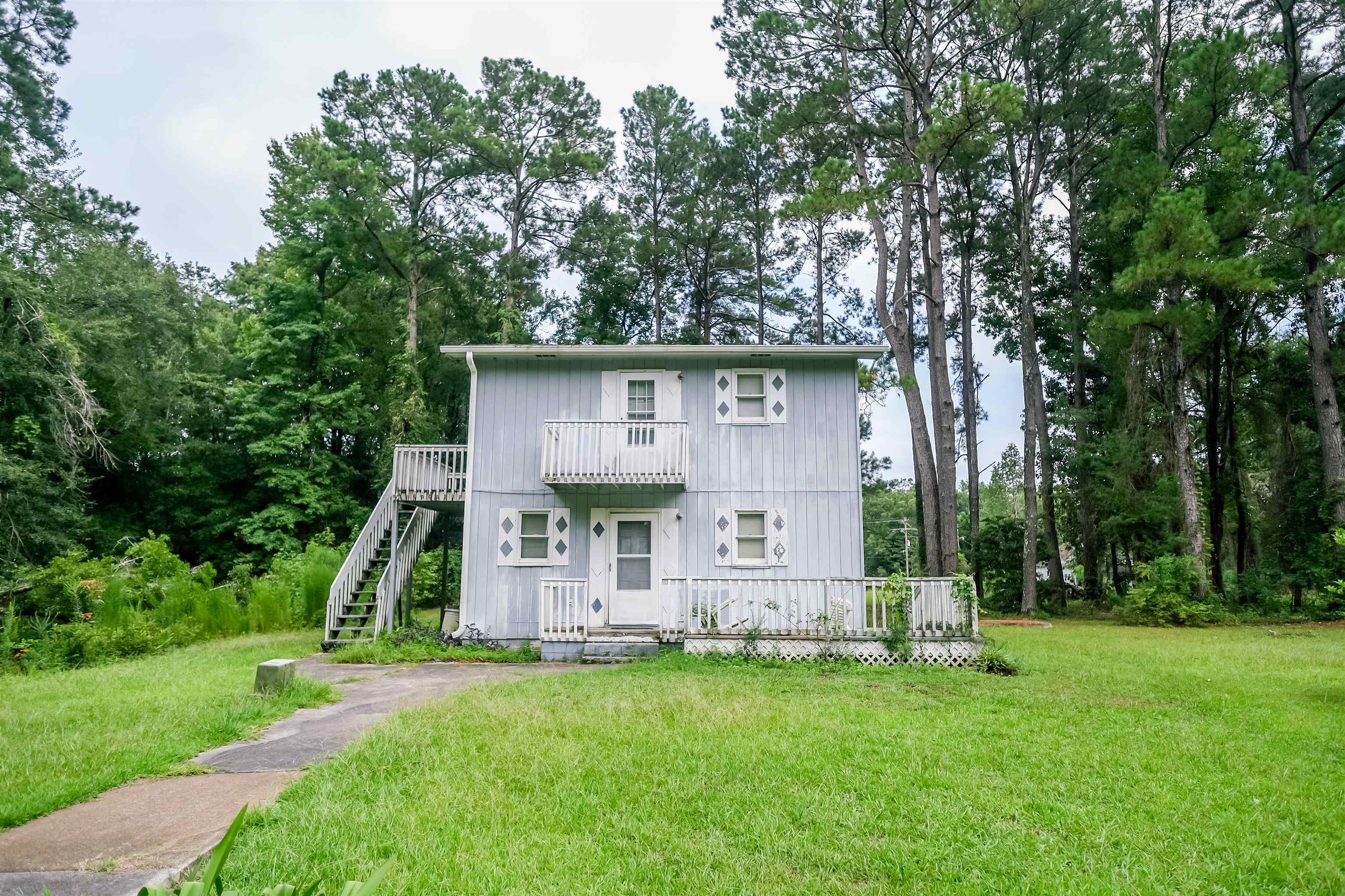 7060 Horseshoe Circle — photo