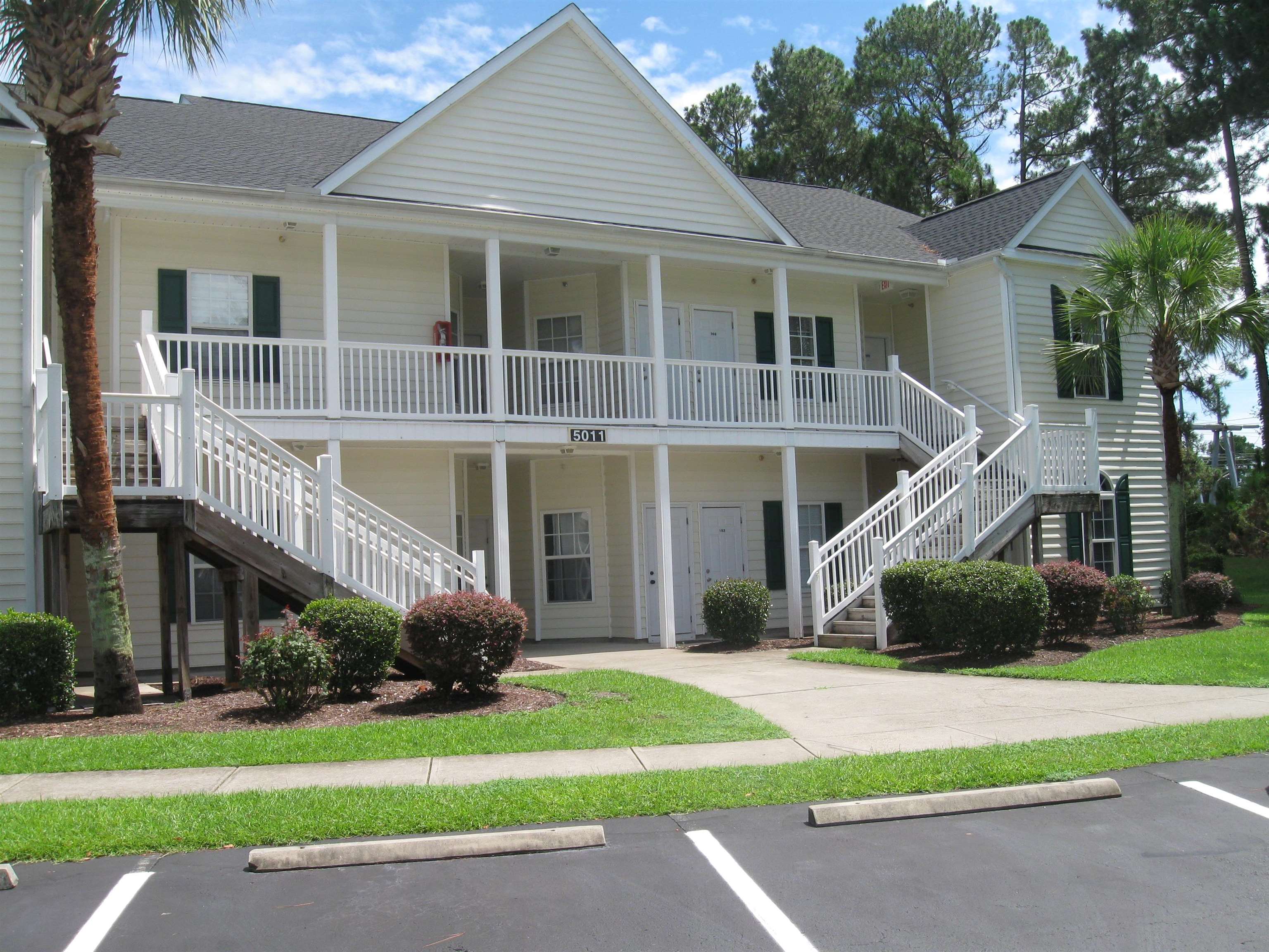 5011 Harvest Dr. 7-203 — photo