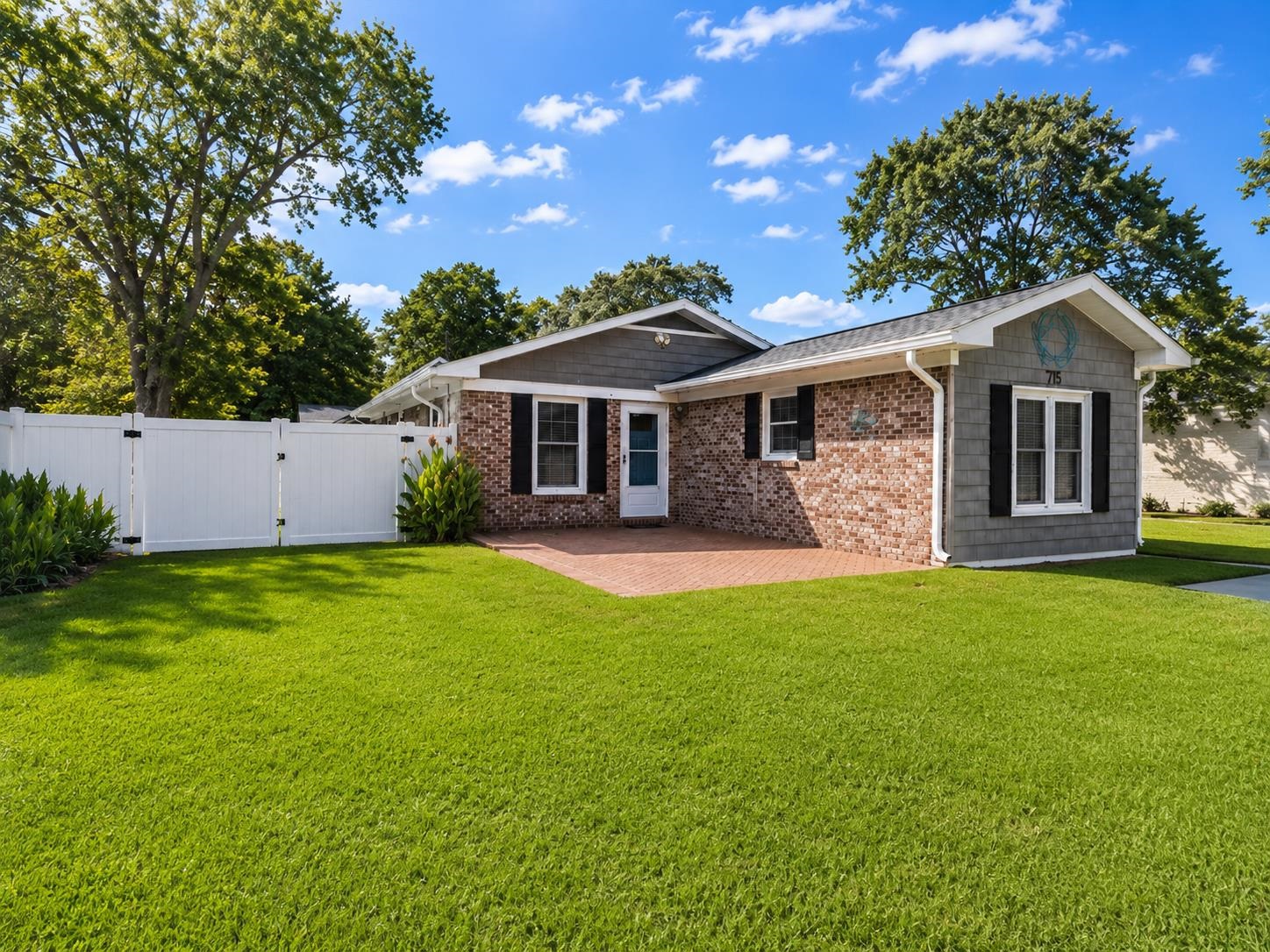 715 Cypress Dr. — photo