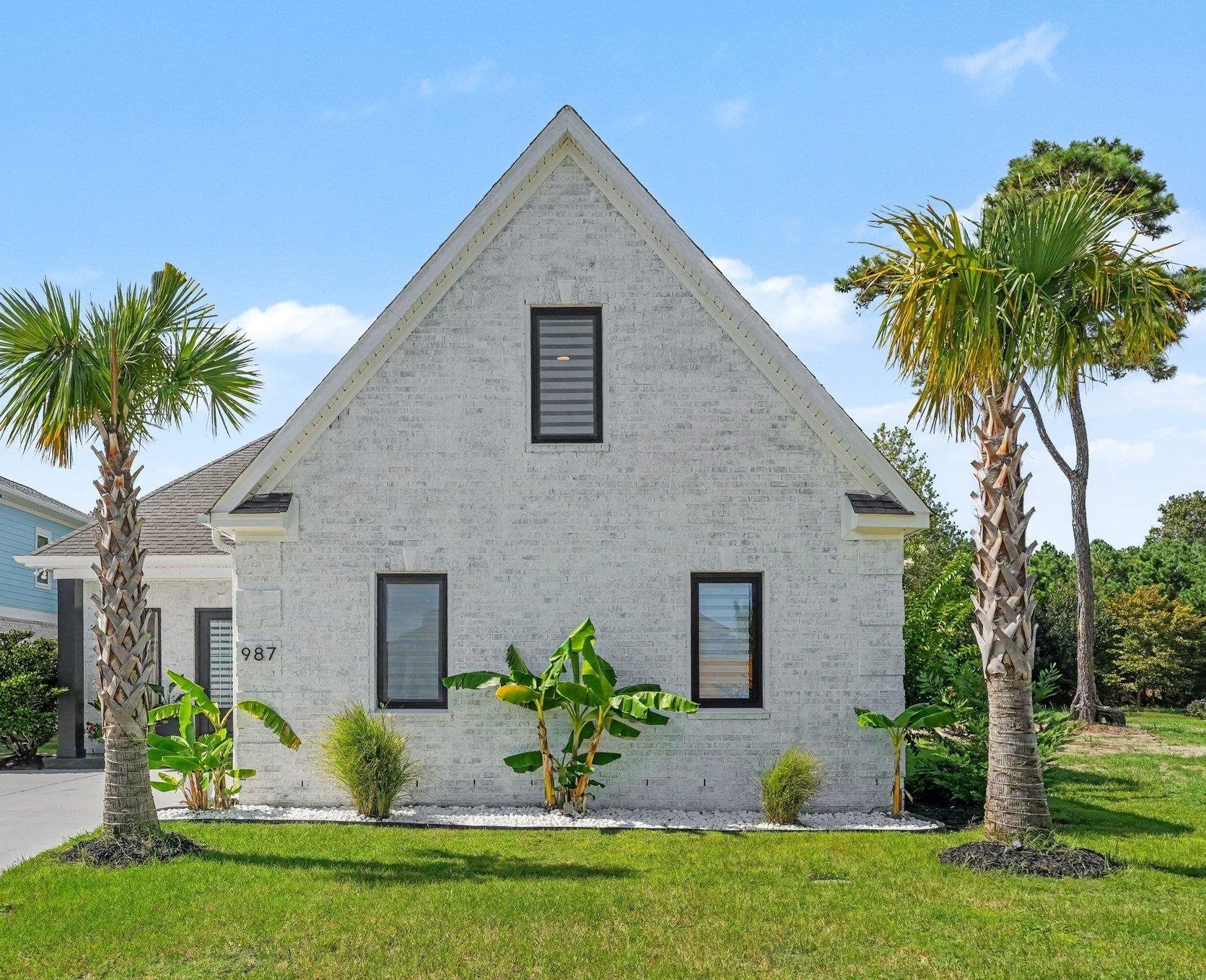 987 Shipmaster Ave. — photo