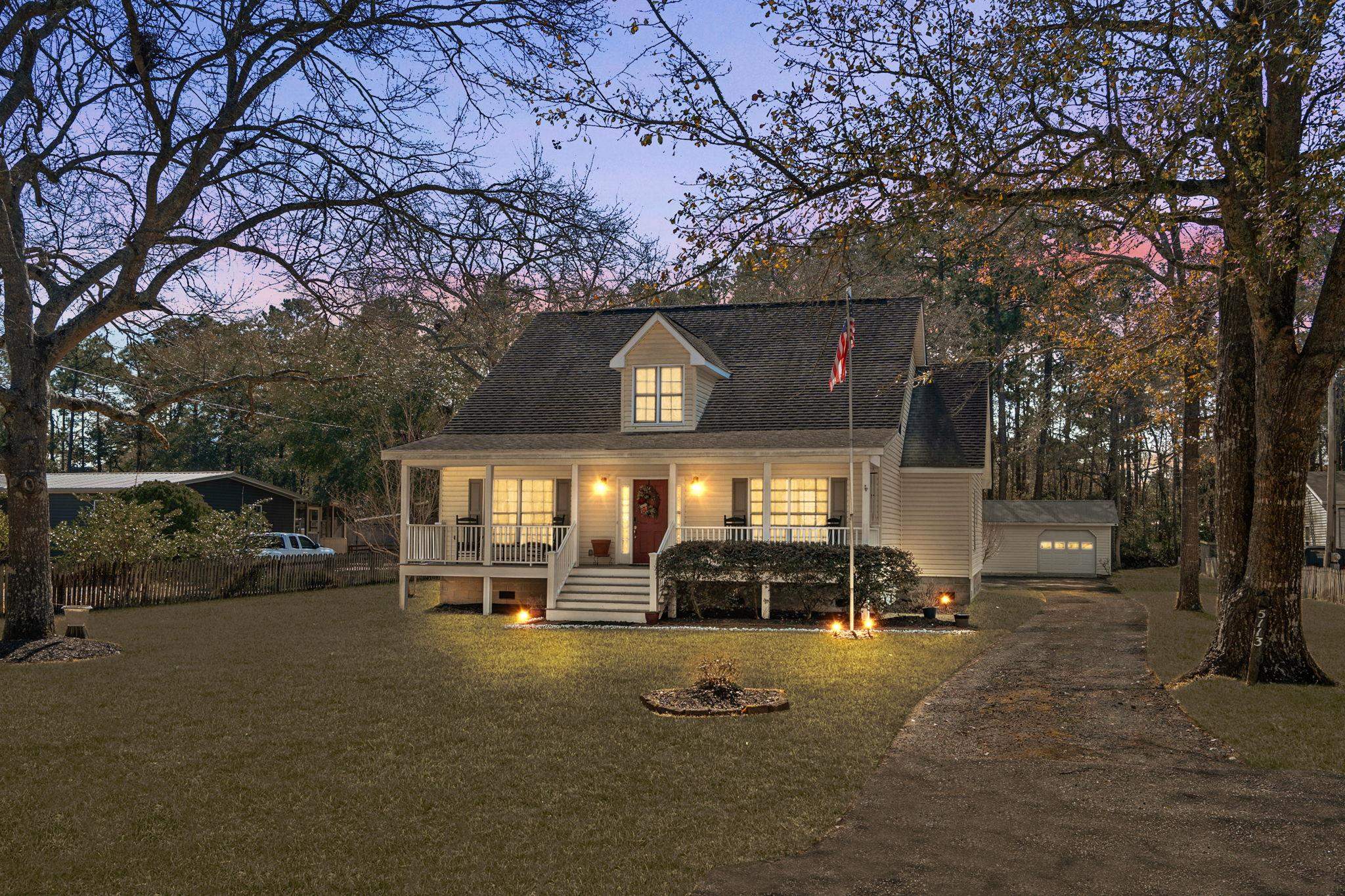 5113 Pee Dee Ln. — photo