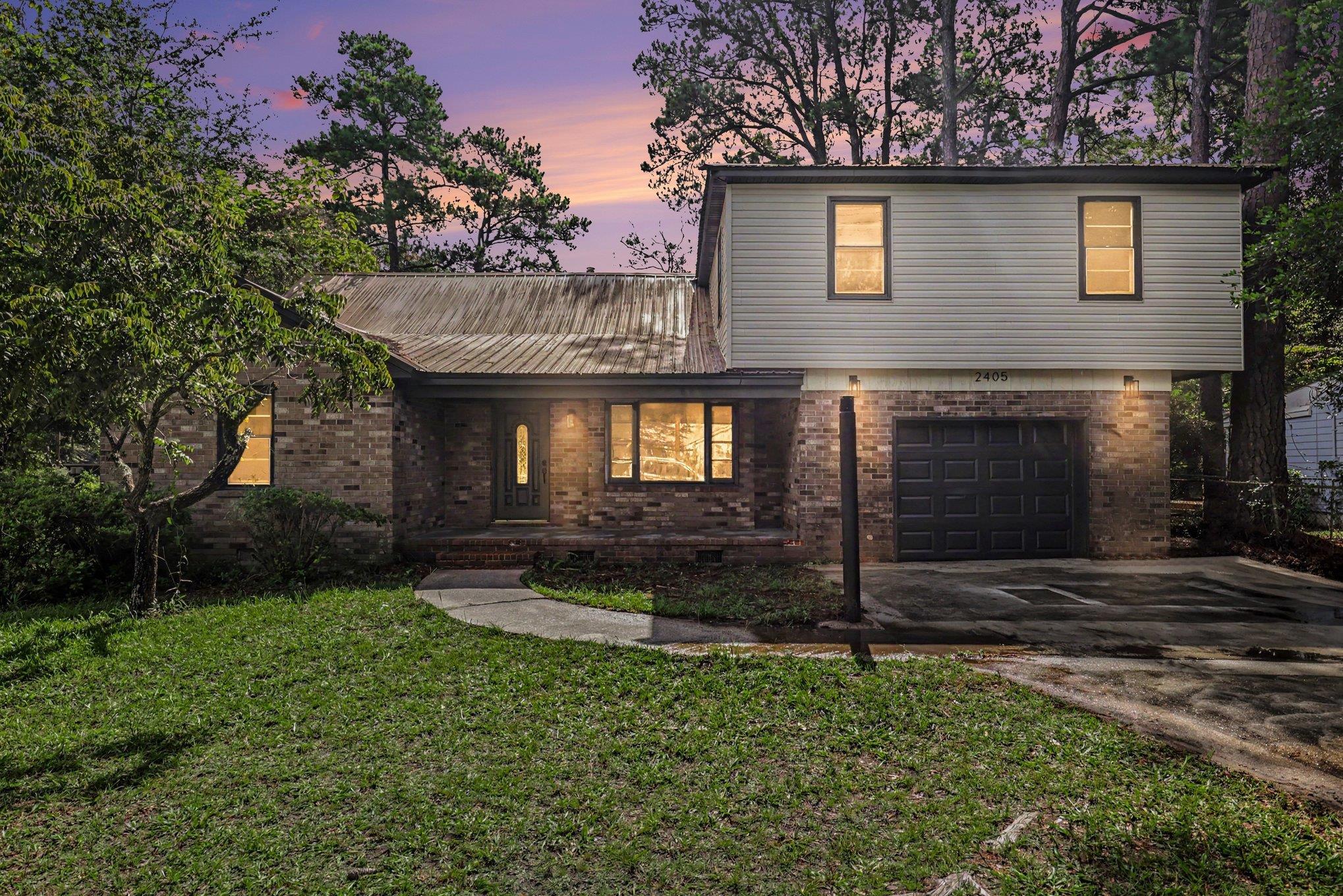 2405 S Island Rd. — photo