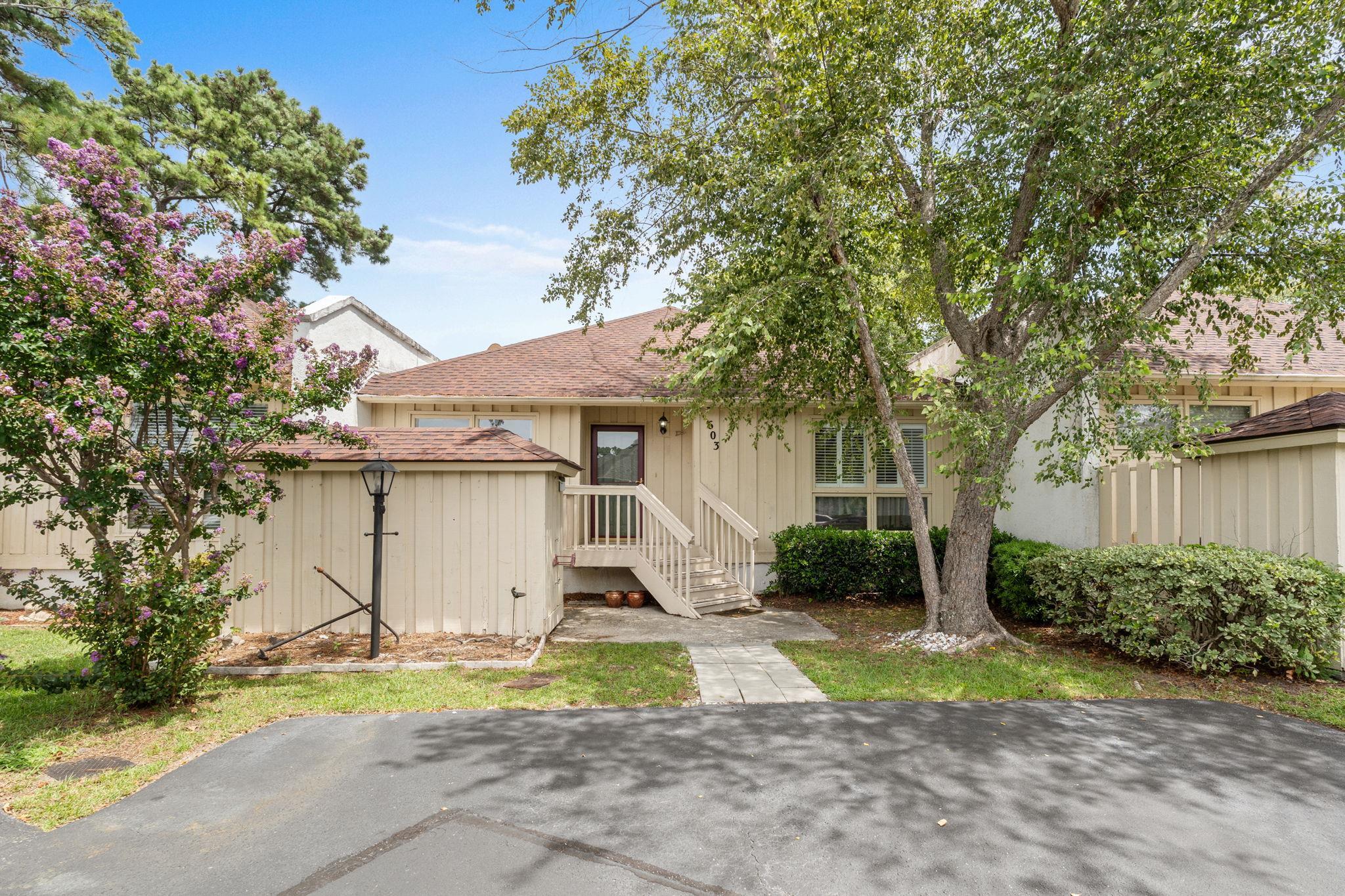 603 Colony Dr. — photo