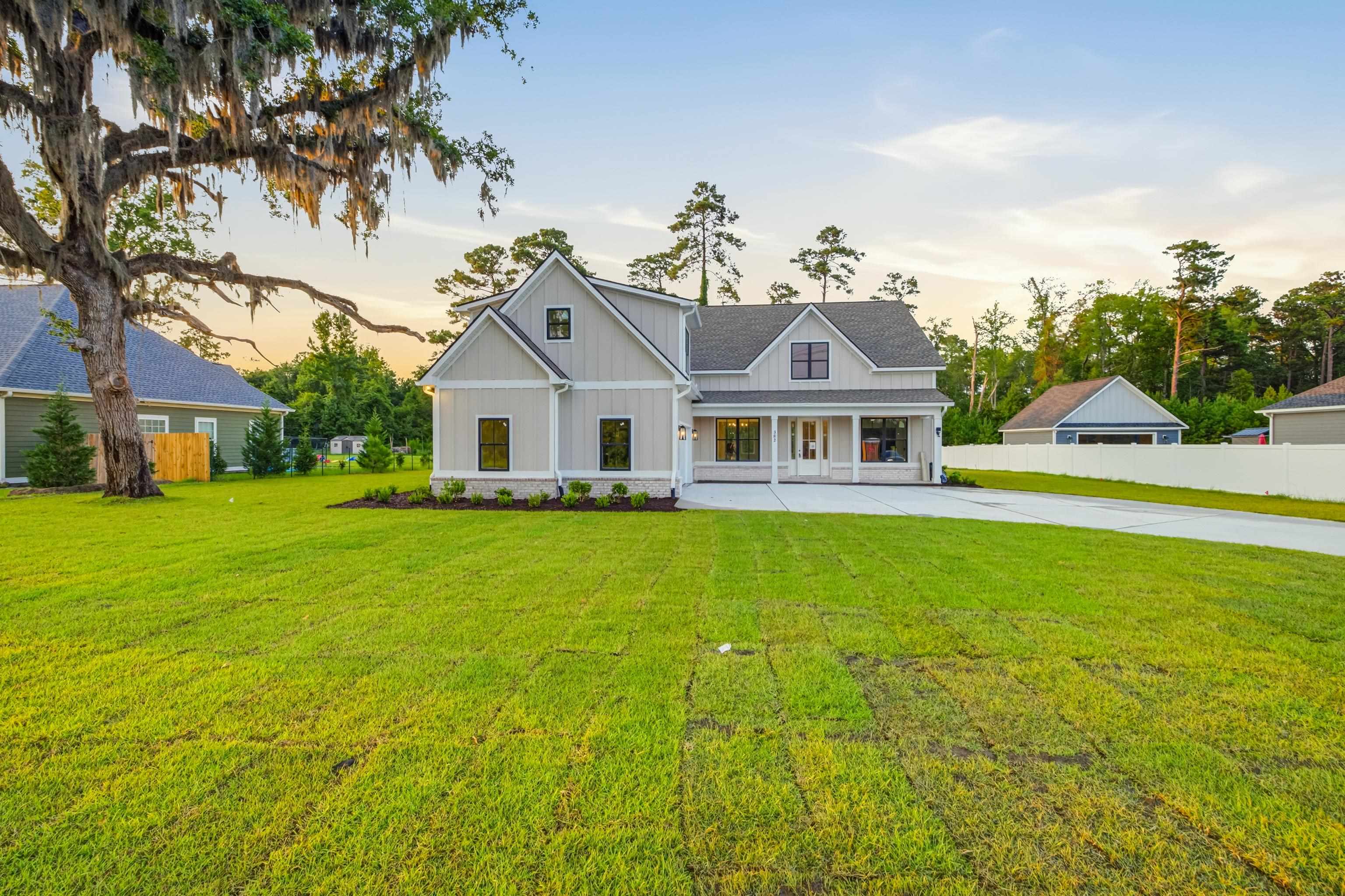 382 Ridge Road, Galivants Ferry, SC 29544