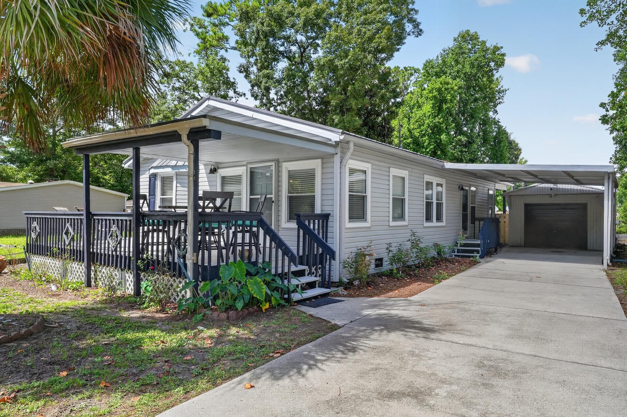 1742 Hideaway Rd. — photo