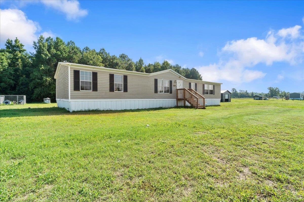 10026 Hardwick Rd. — photo
