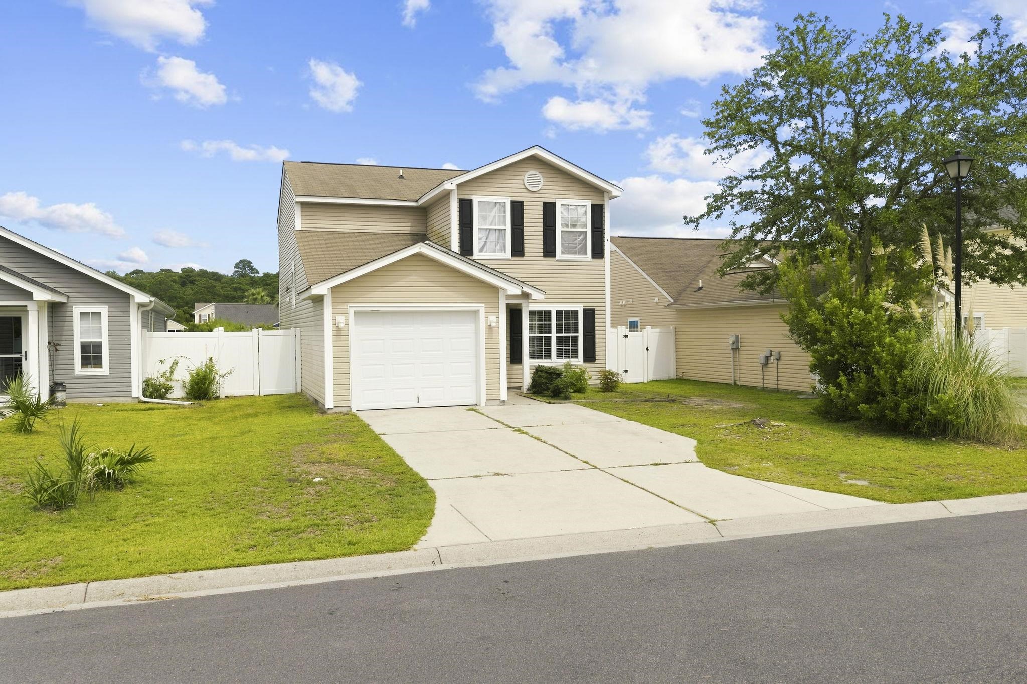 3030 Hollybrooke Dr. — photo