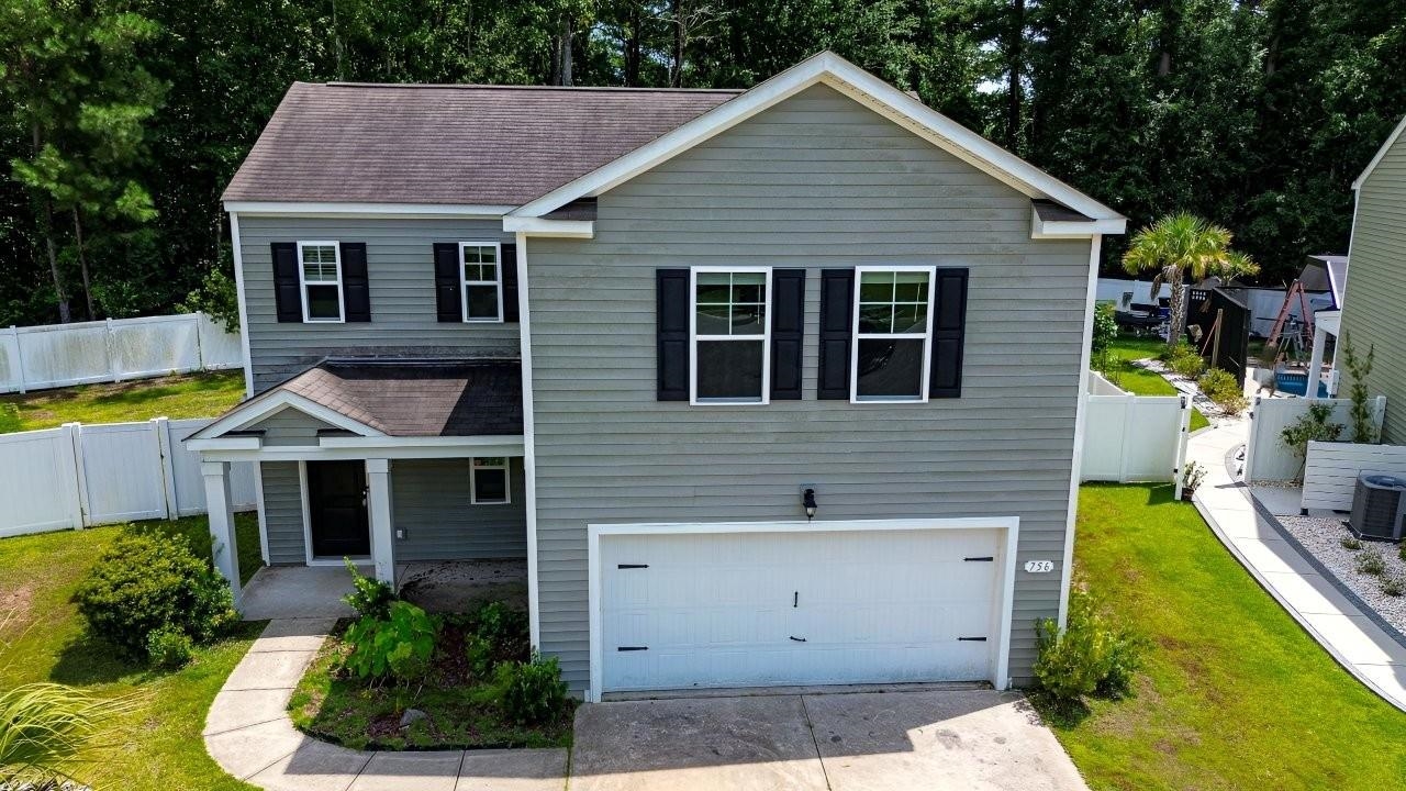 756 Treaty Ct. — photo
