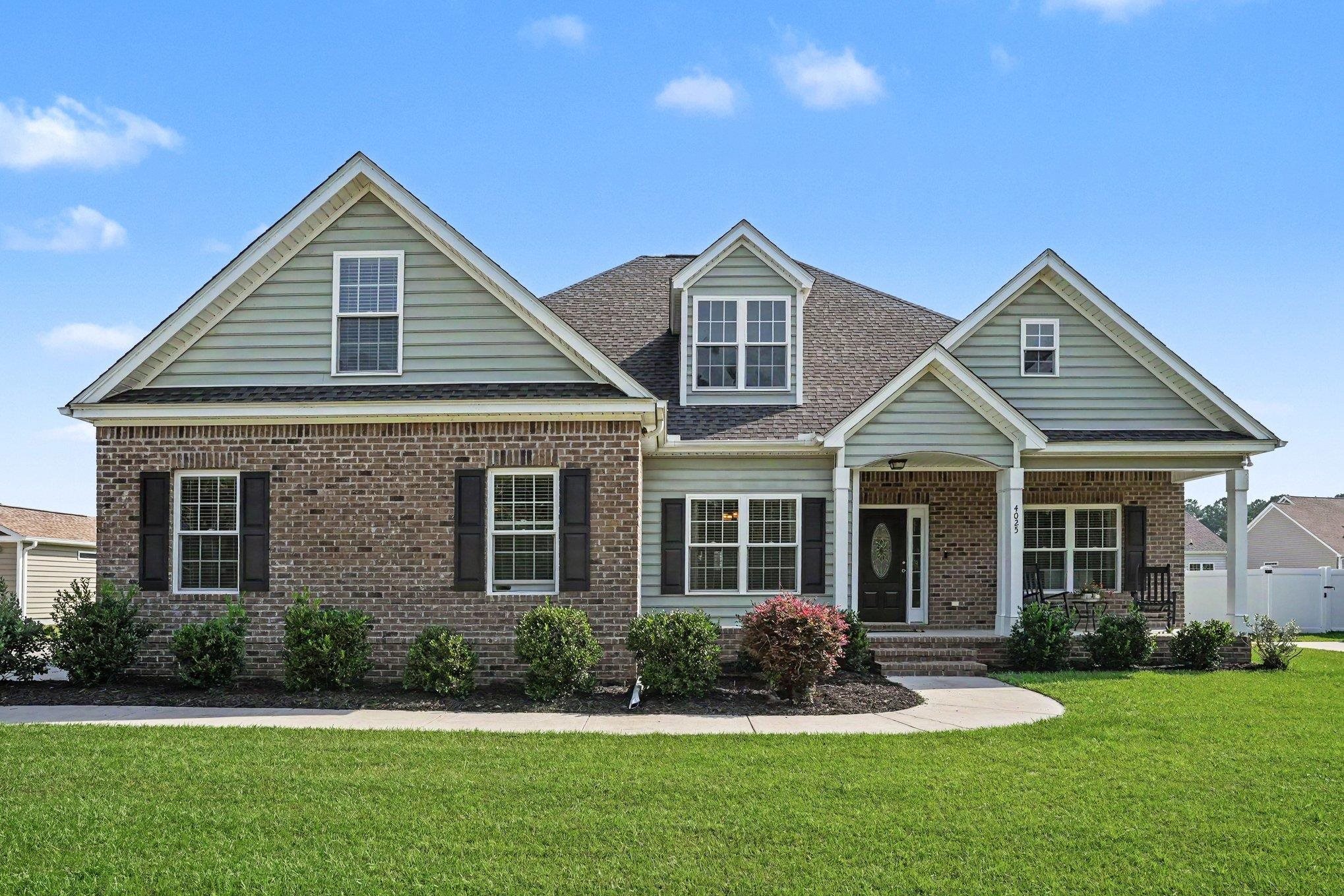 4025 Ridgewood Dr. — photo