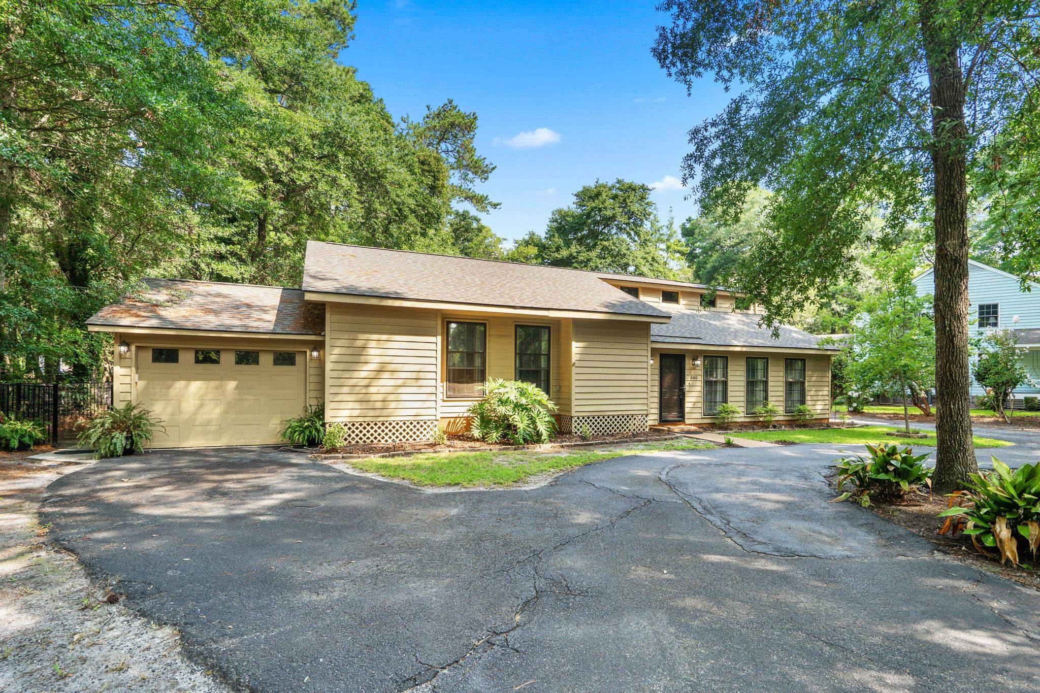 840 Little Creek Rd. — photo