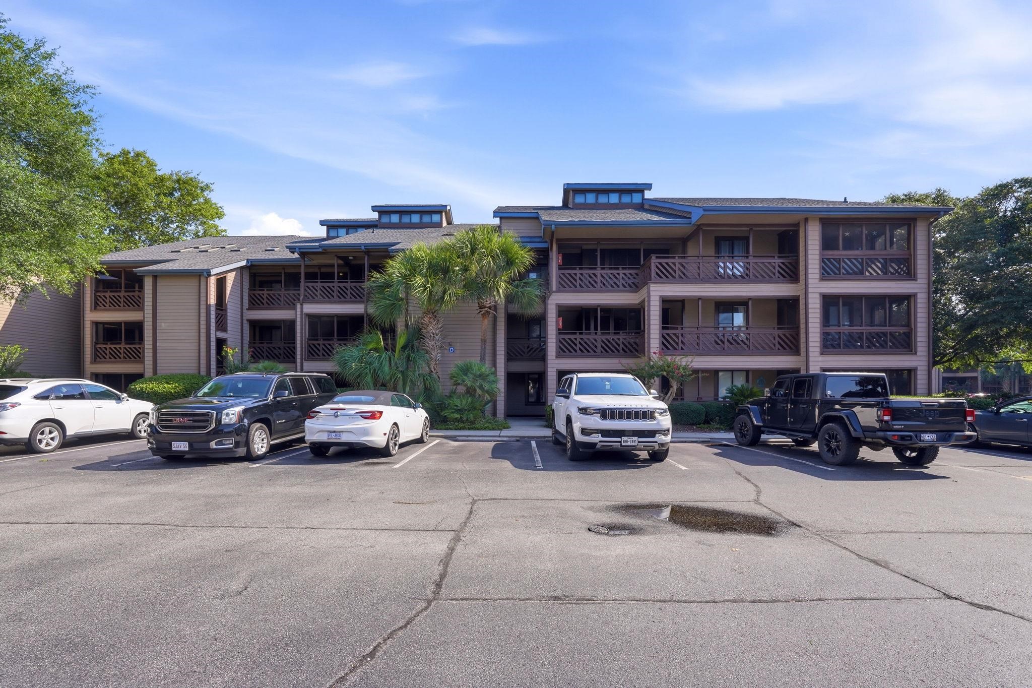 223 Maison Dr. D-16 — photo