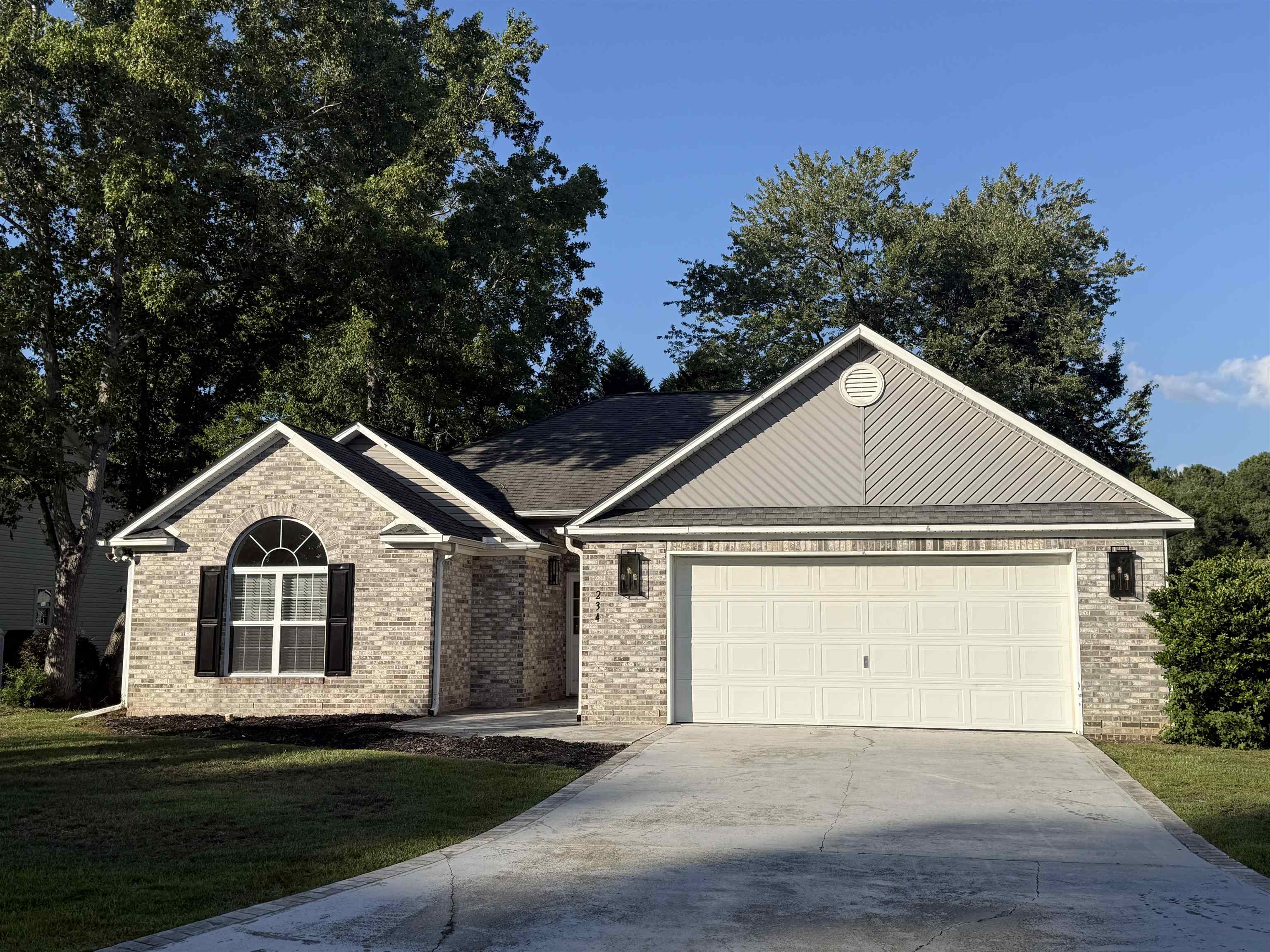 234 Sienna Dr. — photo