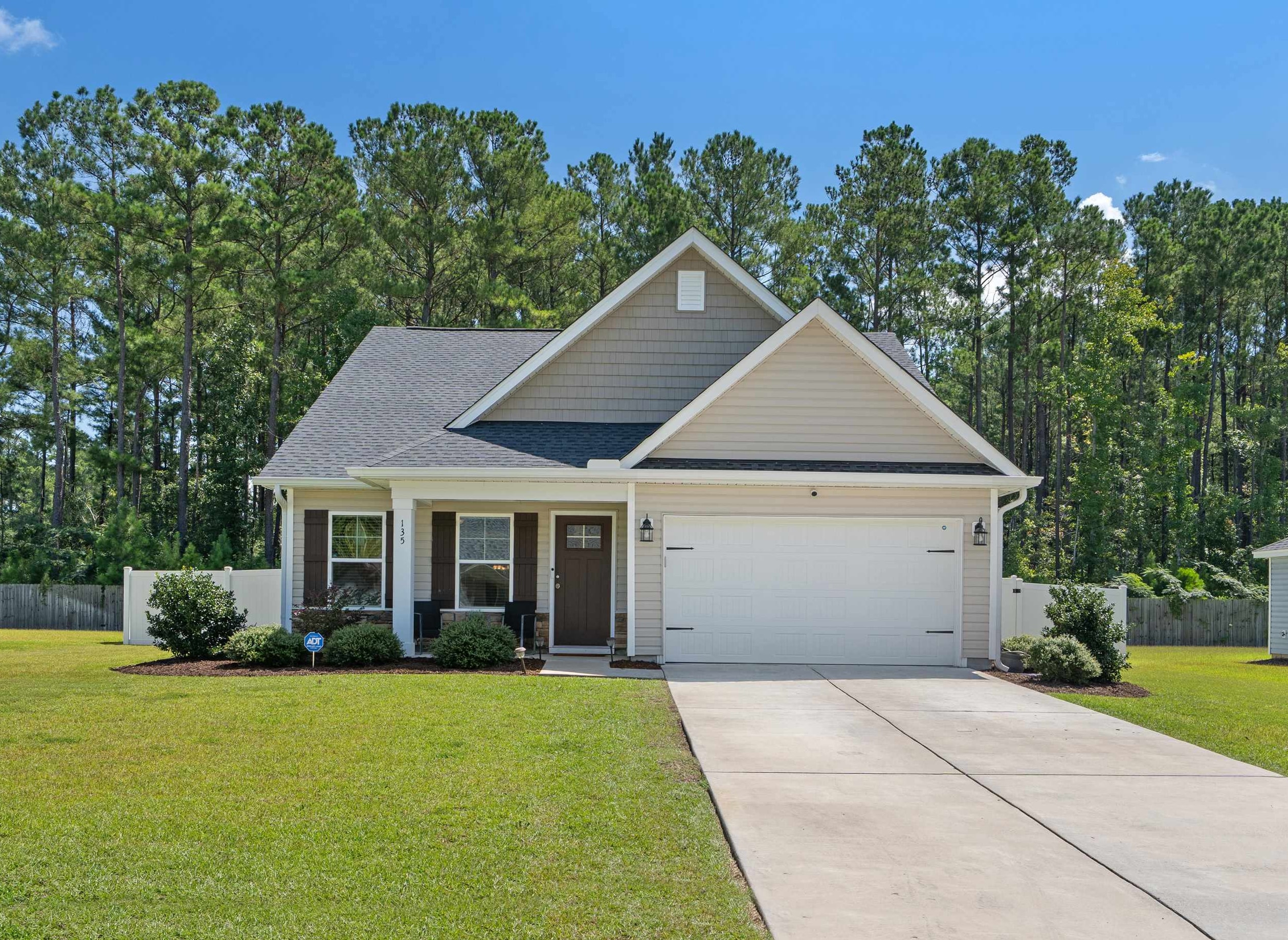 135 Kingston Bluff Dr. — photo