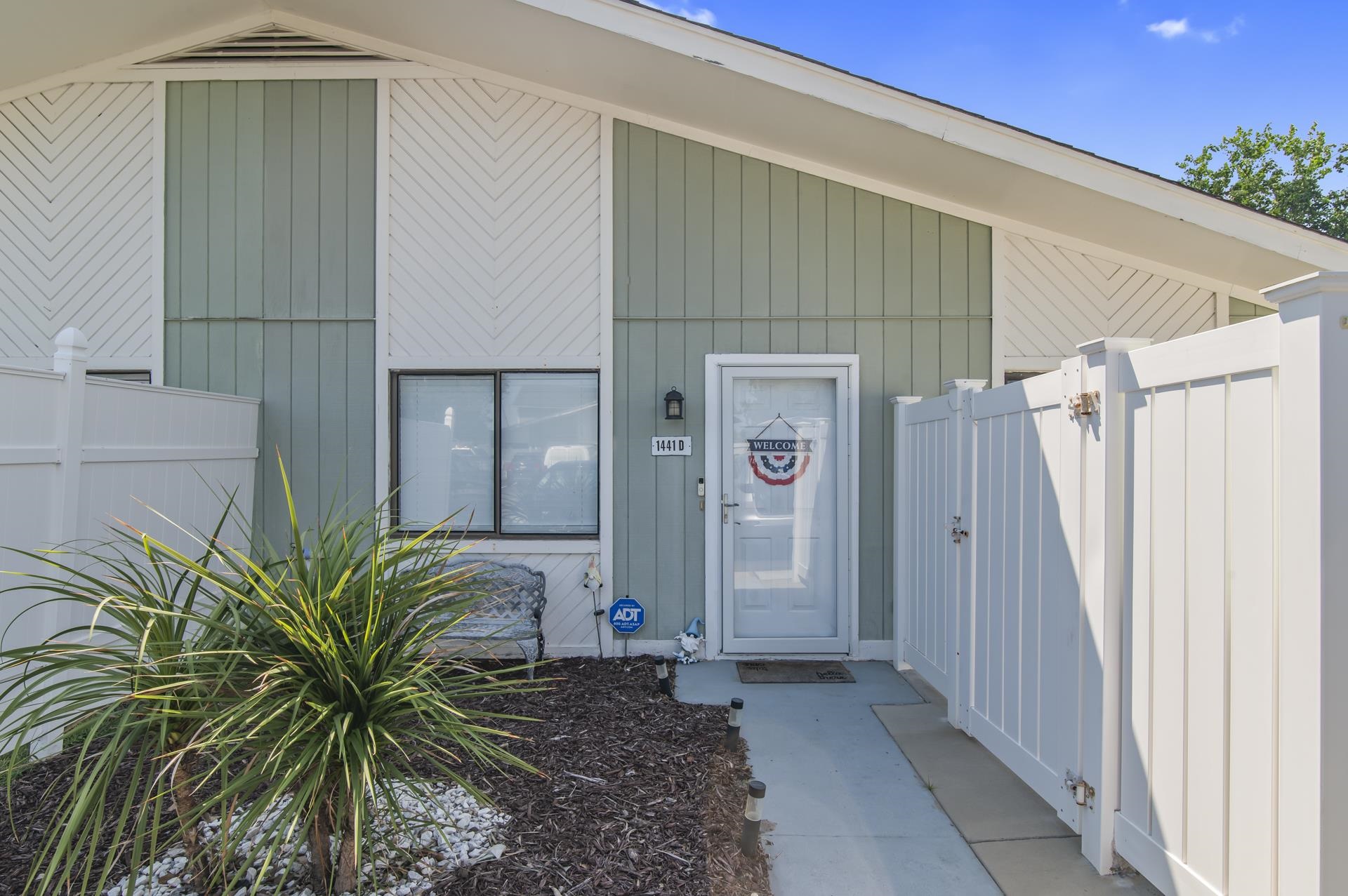 1441 Turkey Ridge Rd. D — photo