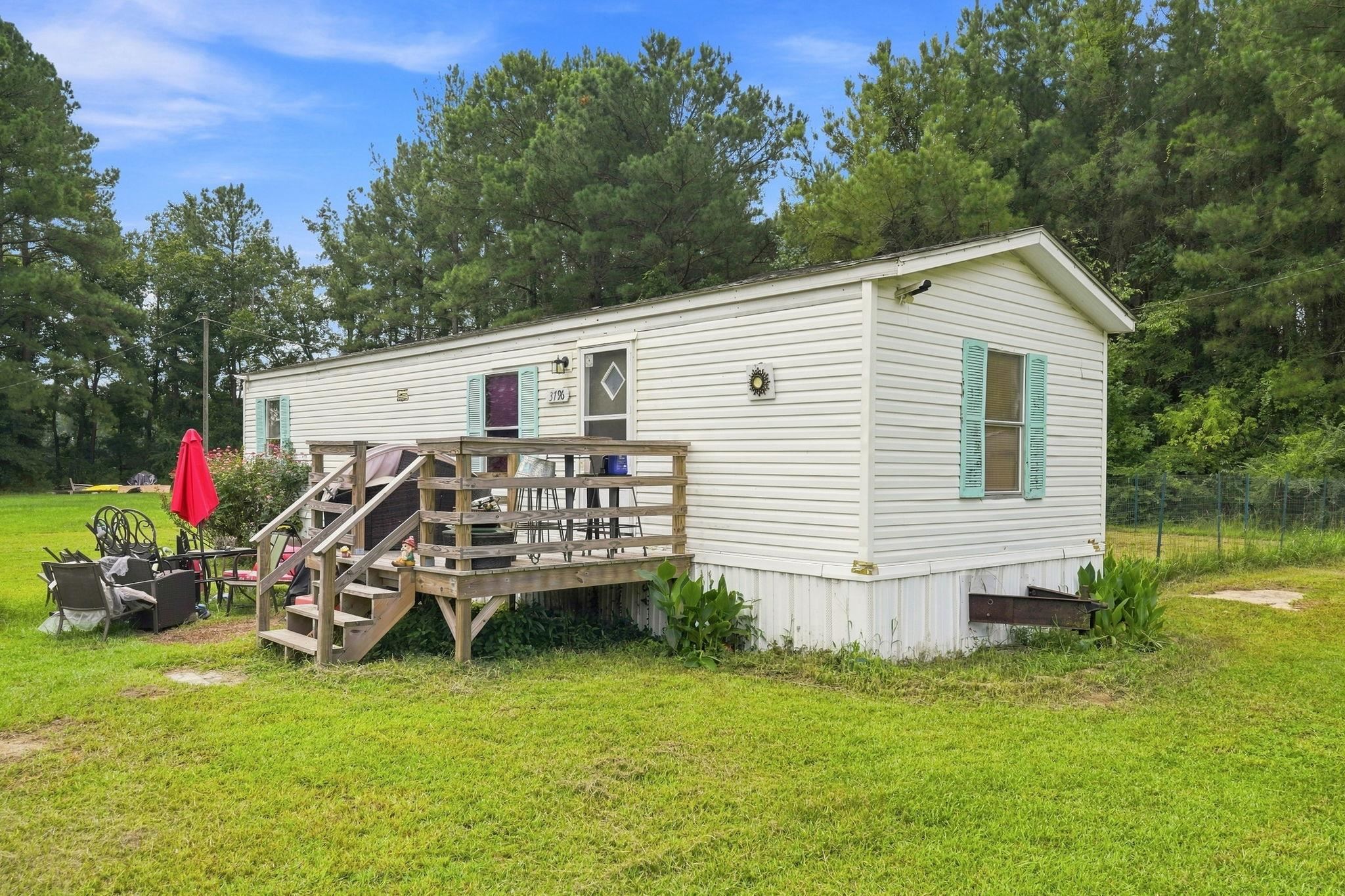 3796 Old Reaves Ferry Rd. — photo