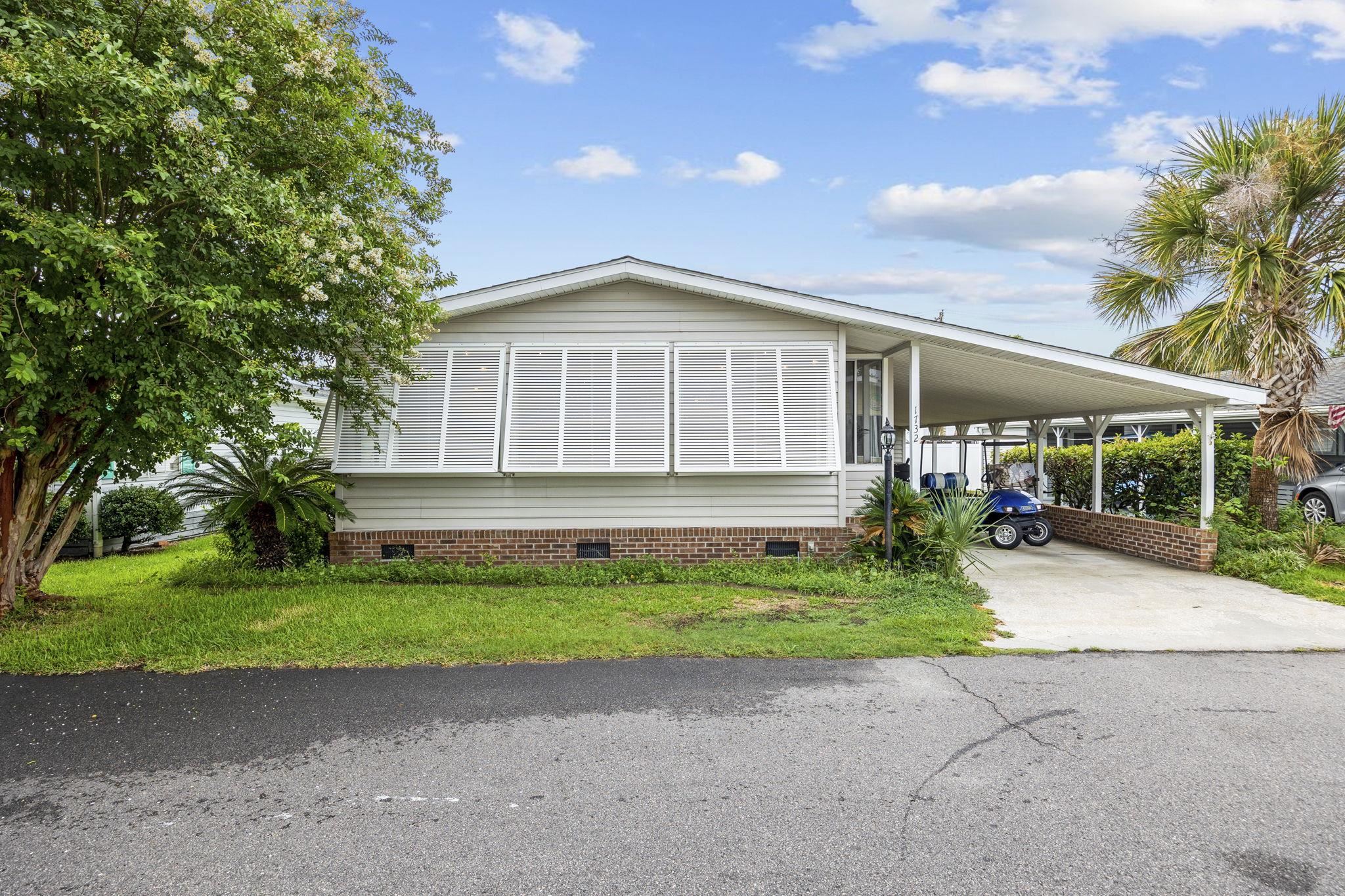 1732 East Lake Dr. — photo