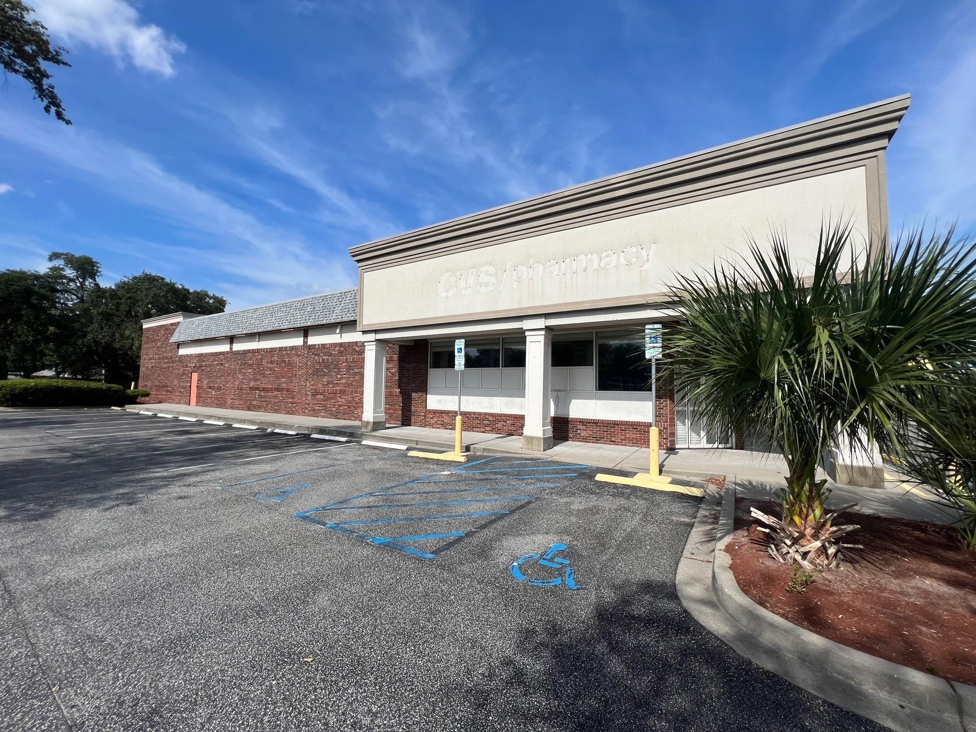 512 South Kings Hwy. — photo