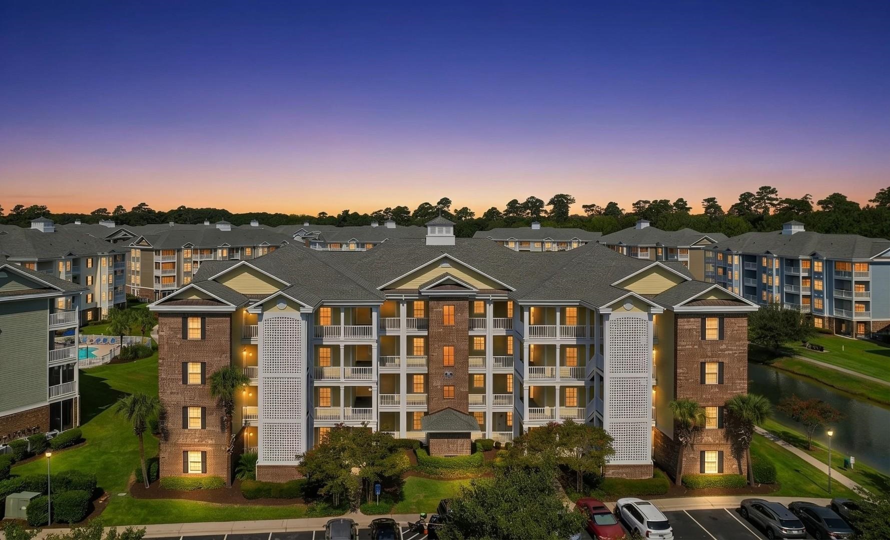 4837 Luster Leaf Circle 202 — photo
