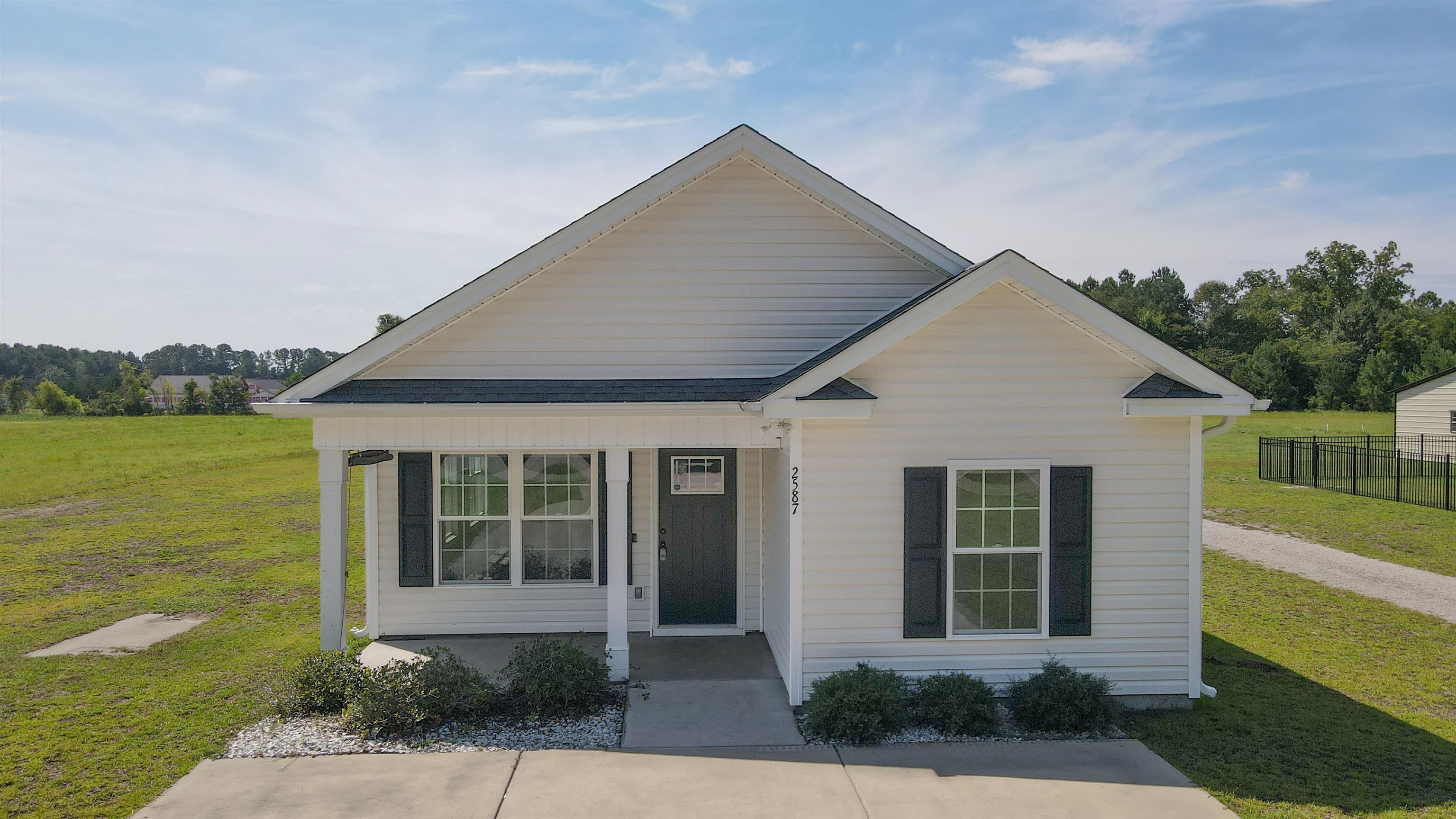 2587 Southern Crest Dr. — photo