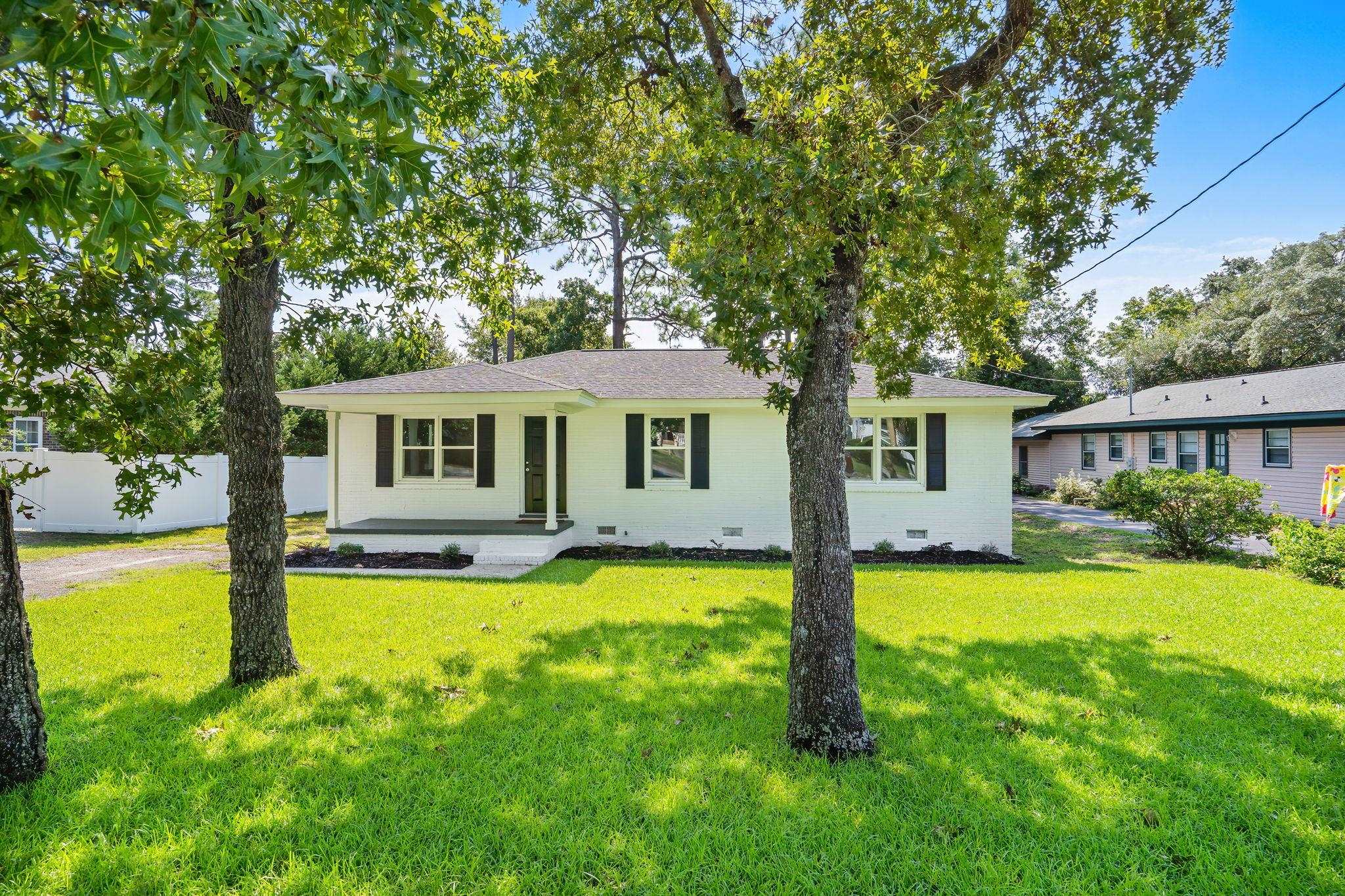 3816 Pine Lake Dr. — photo