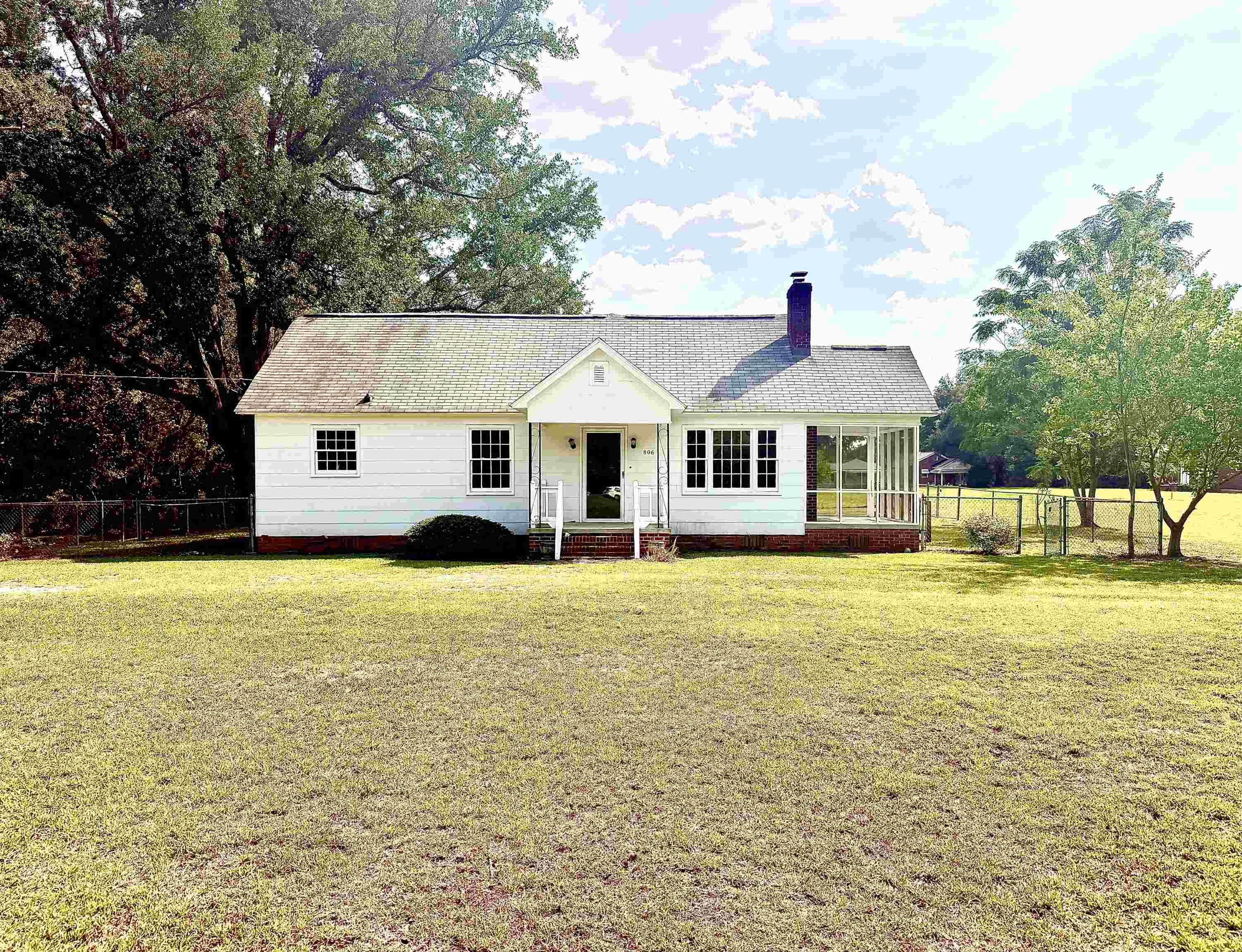 7601 Georgetown Hwy. — photo