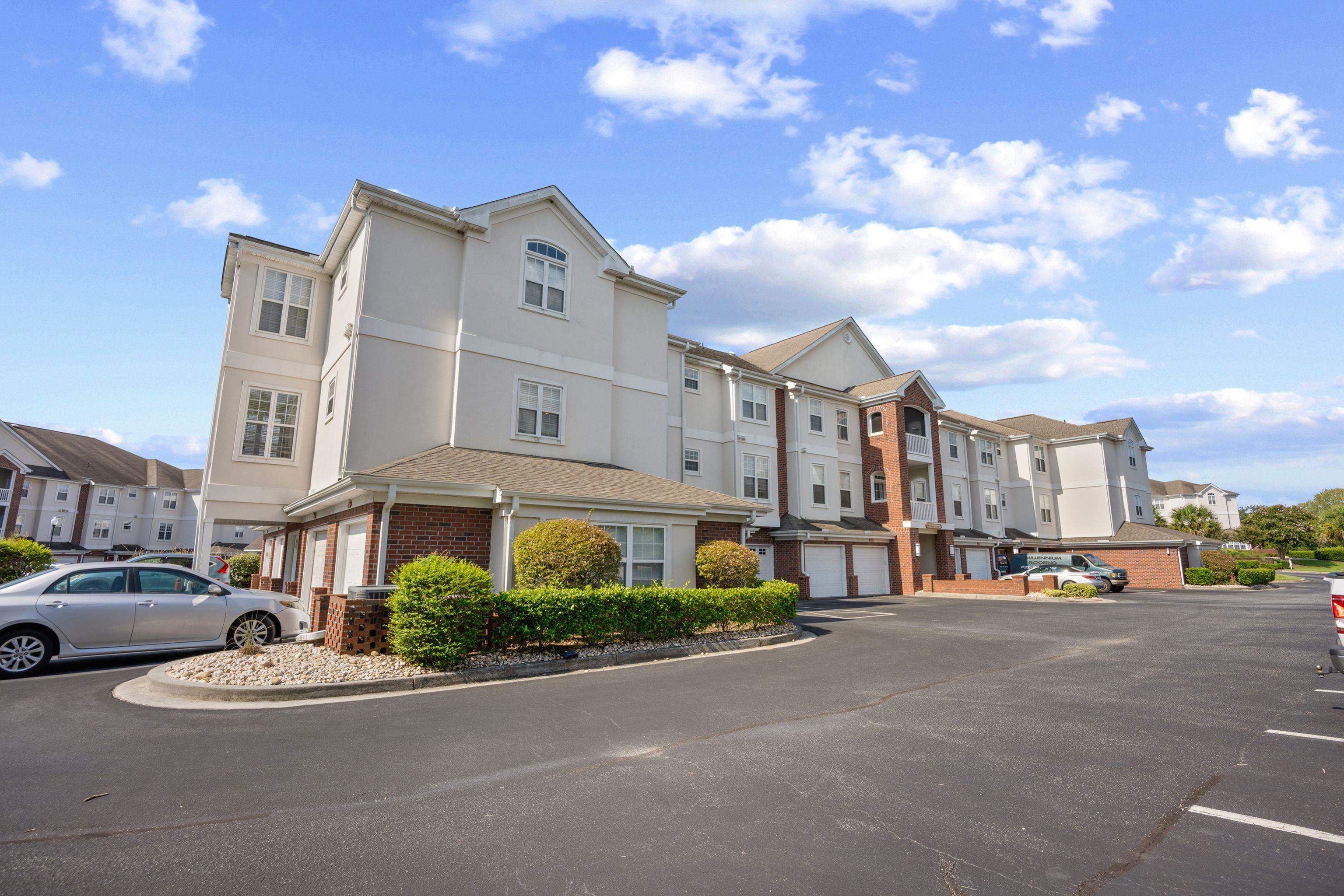 2241 Waterview Dr. 333 — photo