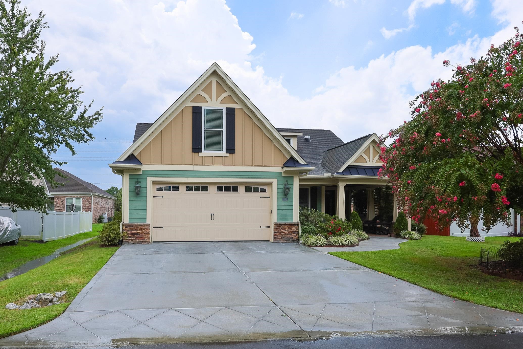 4228 Ravenwood Dr. — photo