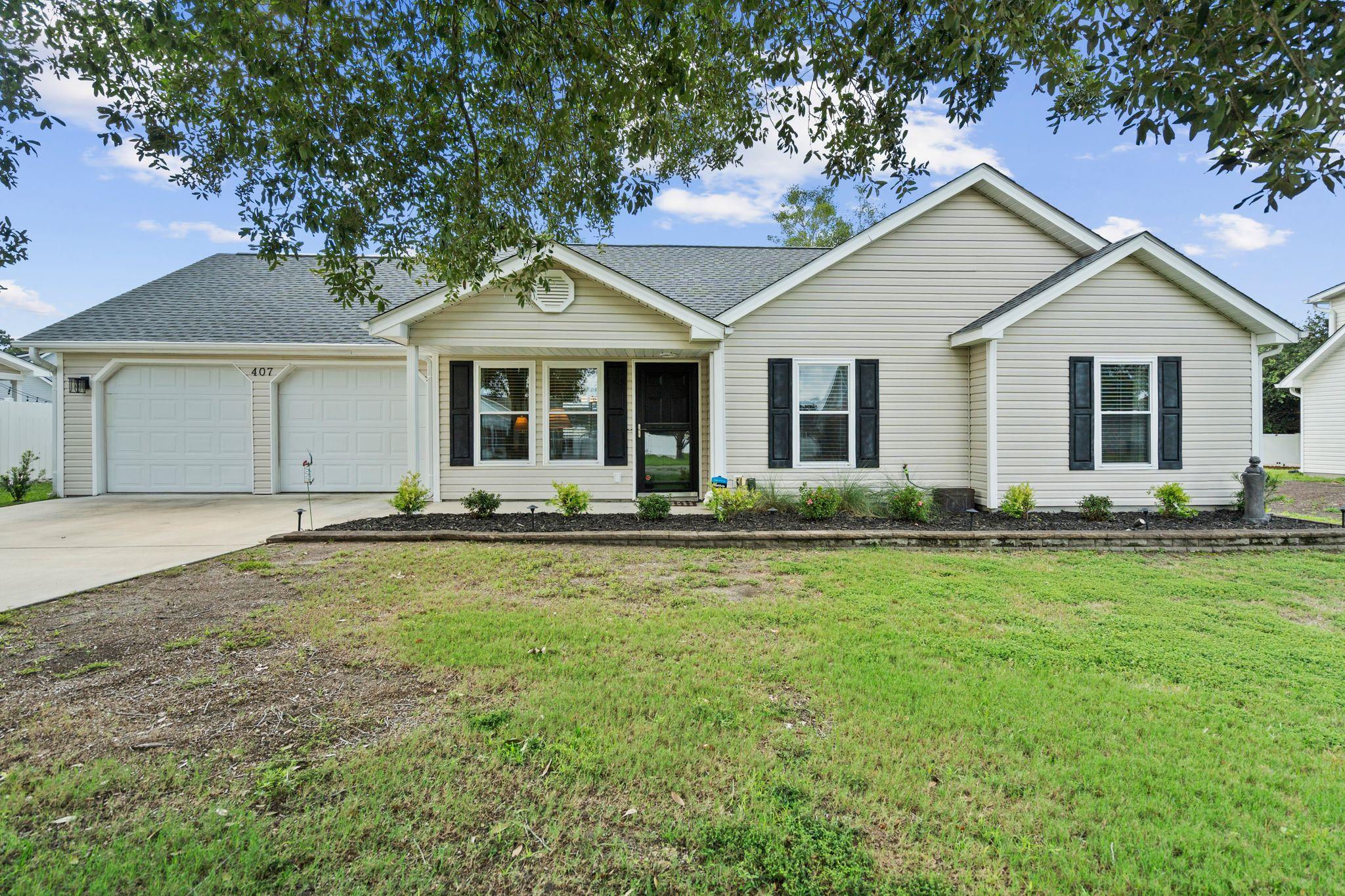 407 Coco Plum Ct. — photo